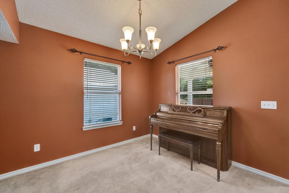 REDSTONE ESTATES - Residential