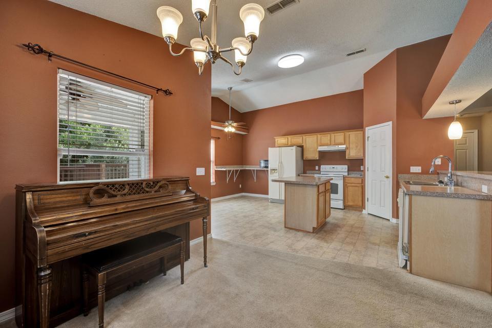 REDSTONE ESTATES - Residential