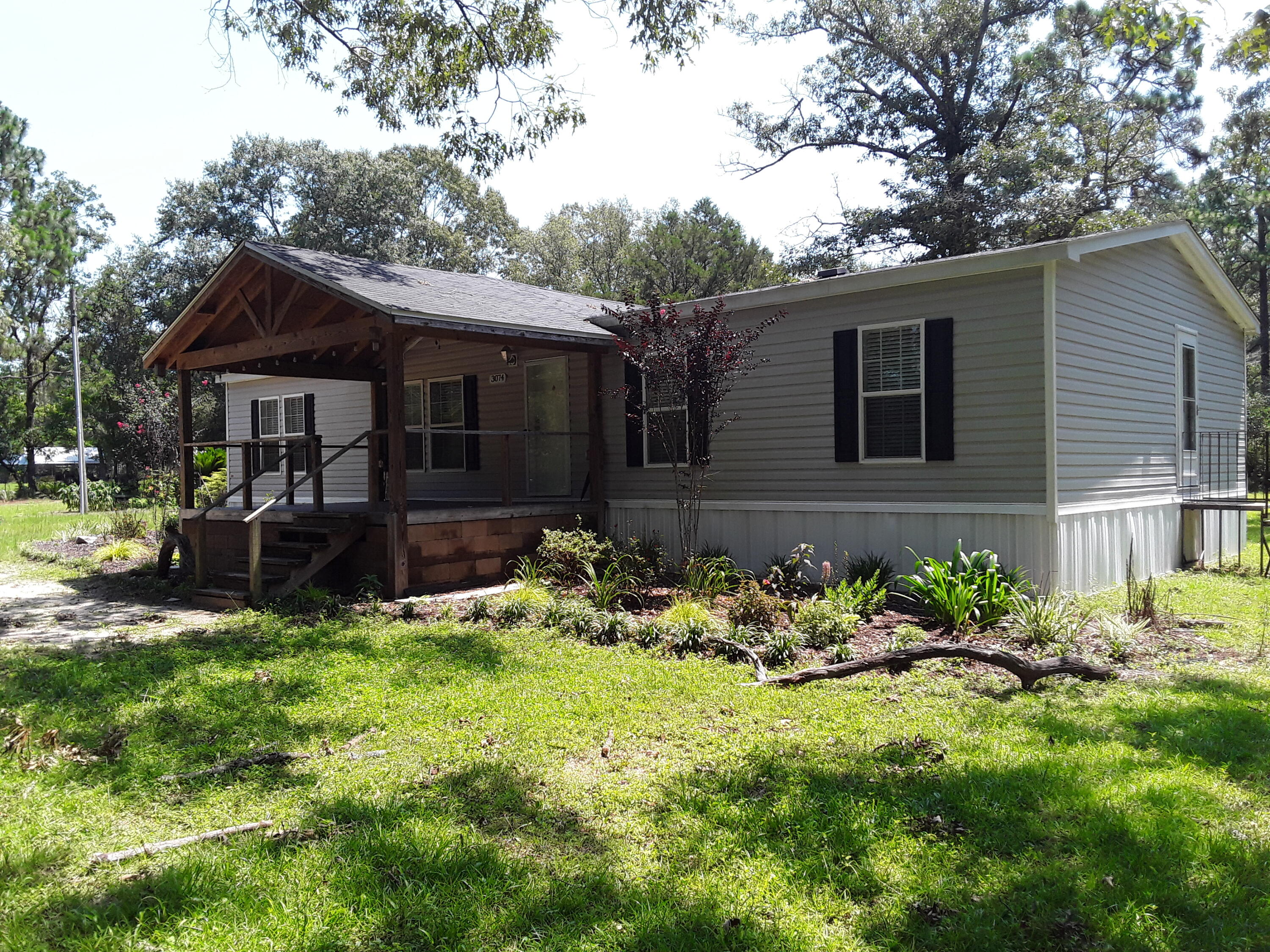 Kings Lake Rd - Residential