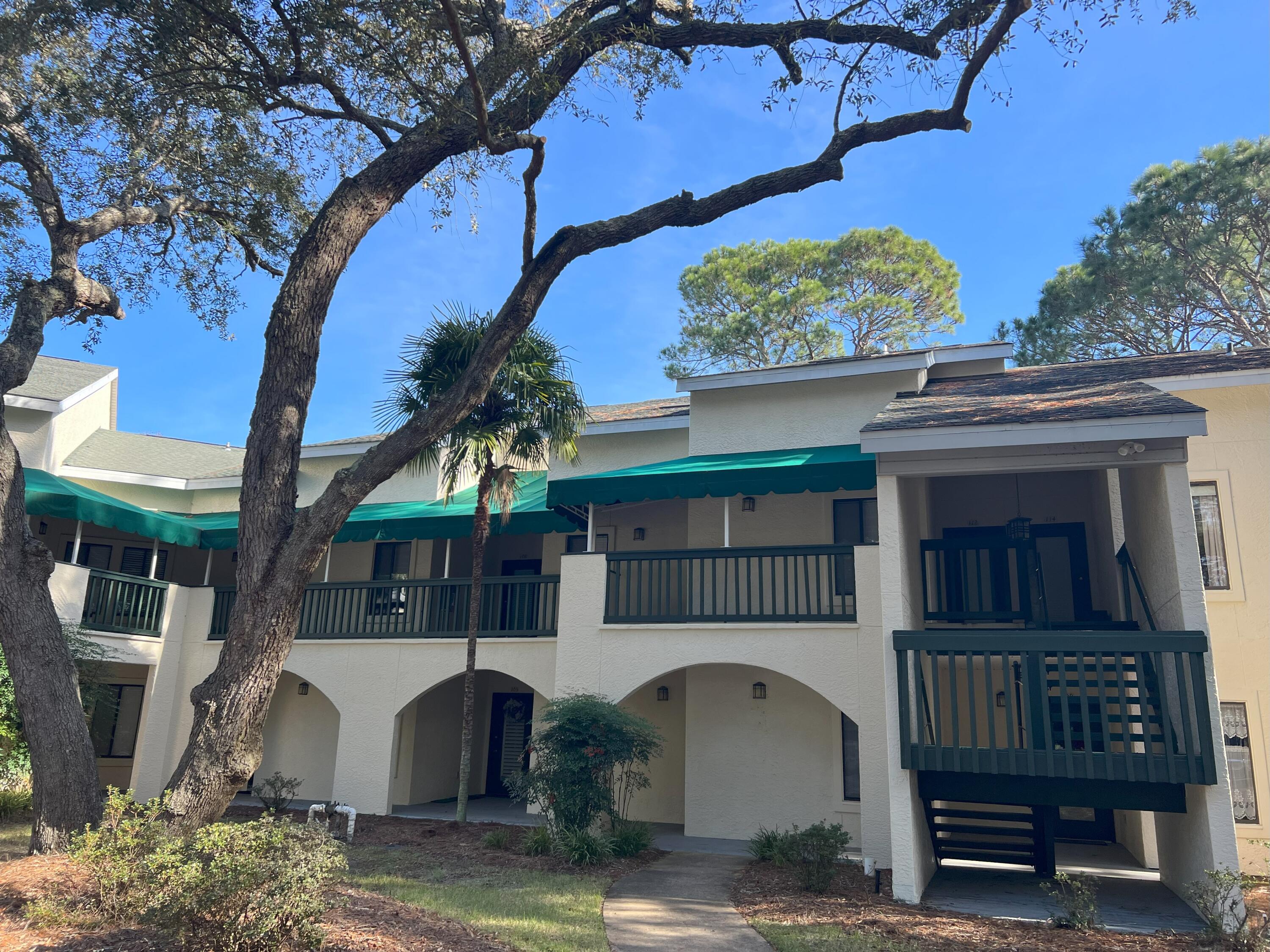 LAKESIDE VILLAGE - Residential Lease