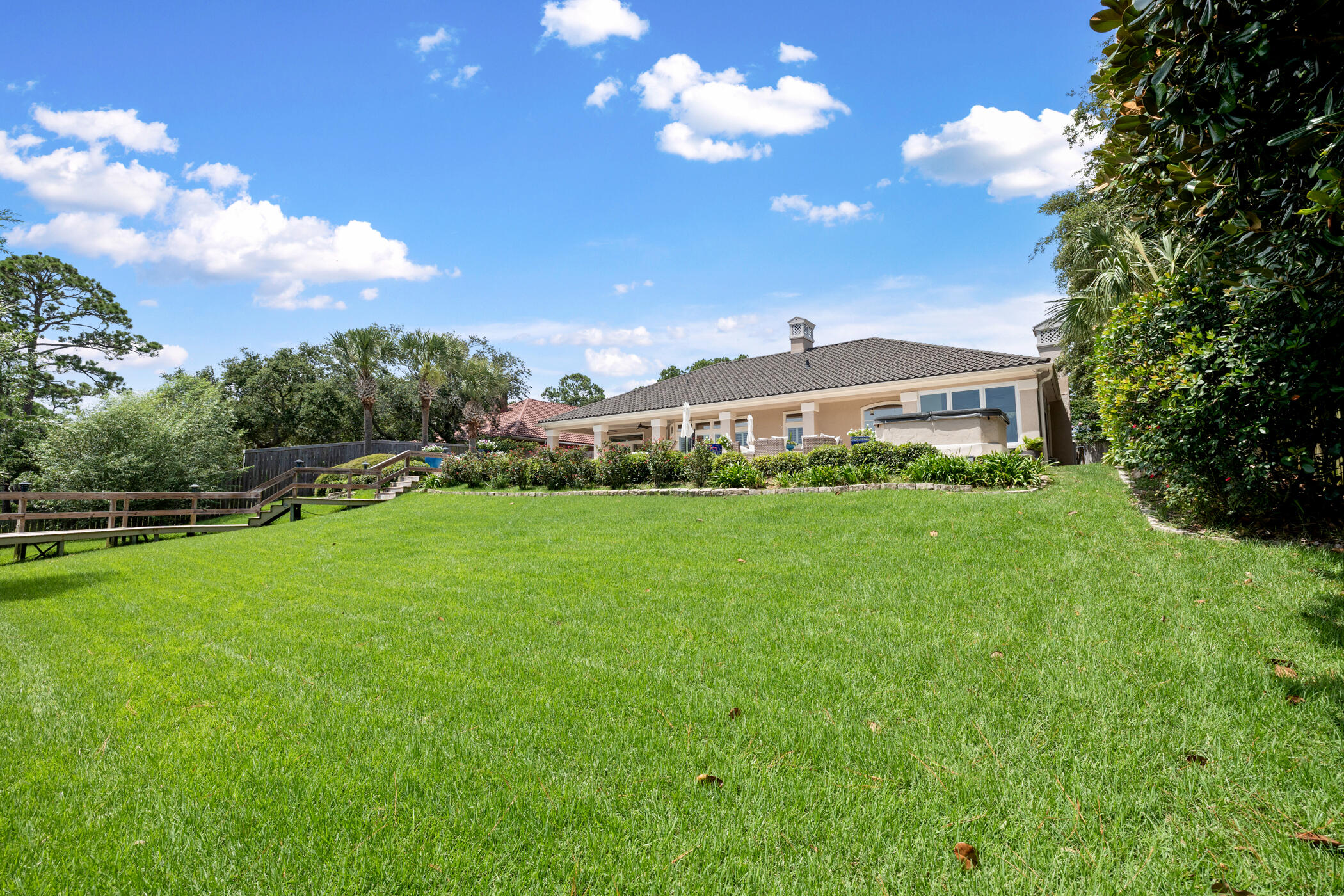 NO RECORDED SUBDIVISION - Residential