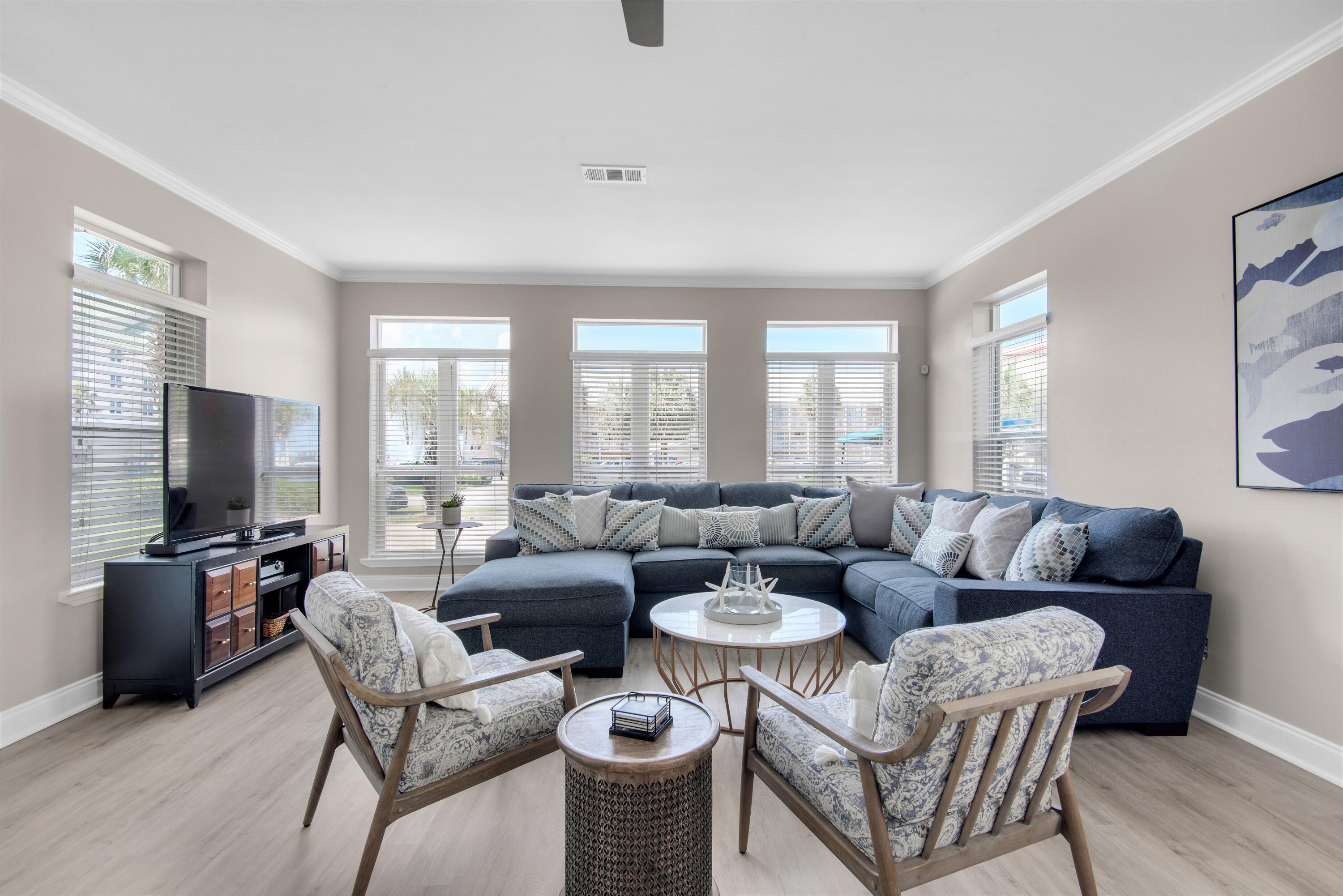 CRYSTAL BEACH - Residential