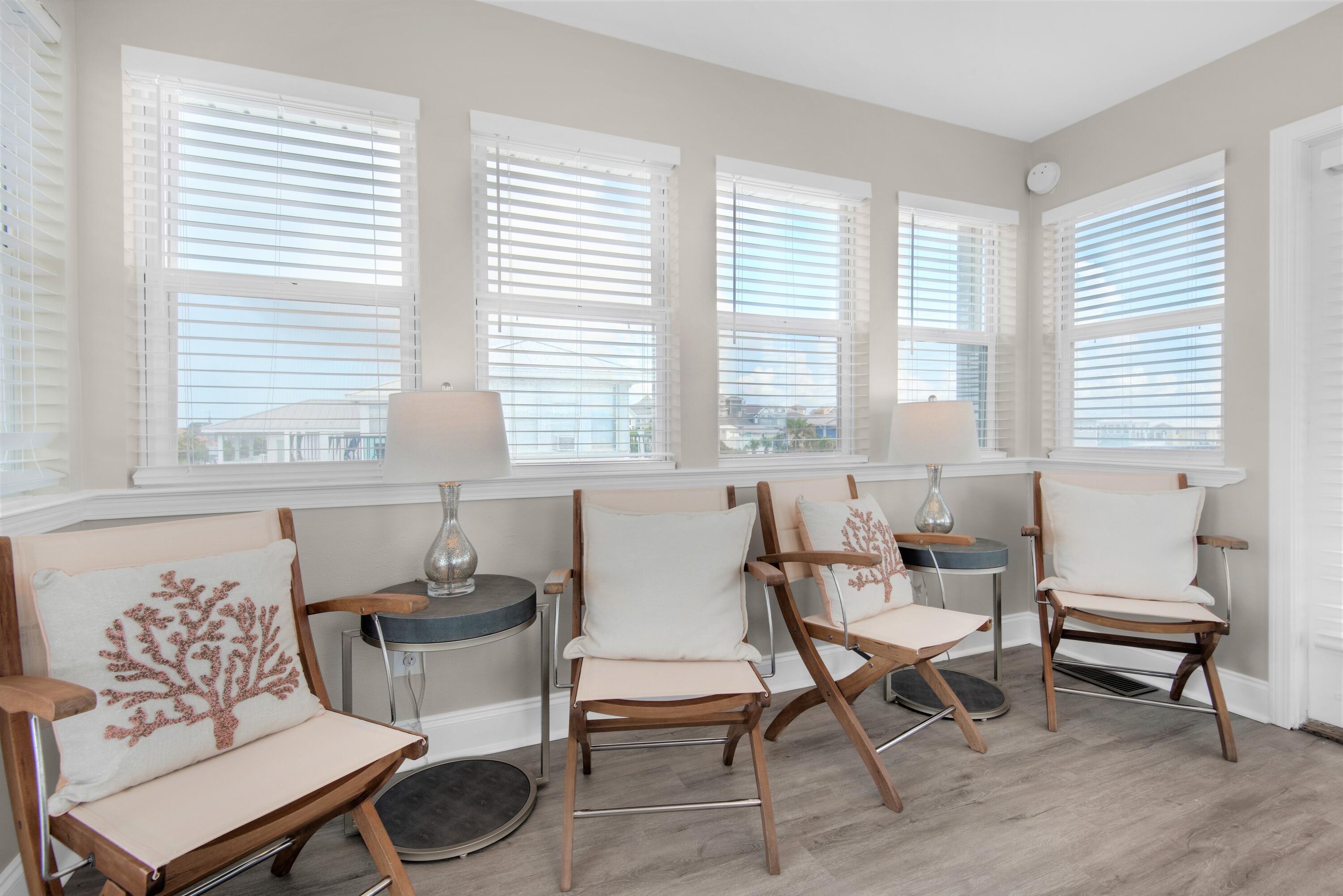 CRYSTAL BEACH - Residential