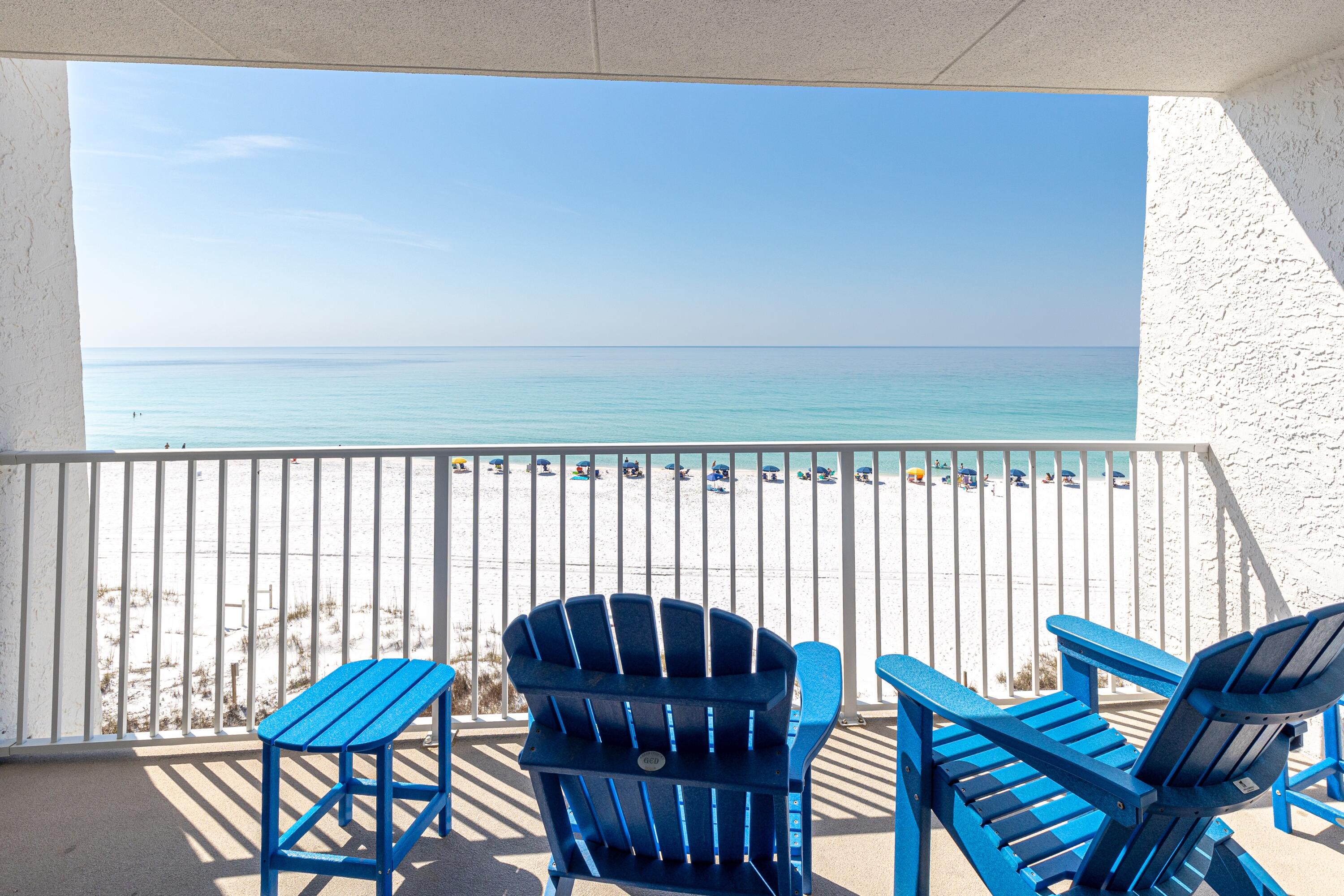 BEACH HOUSE CONDO PH 2 - Residential
