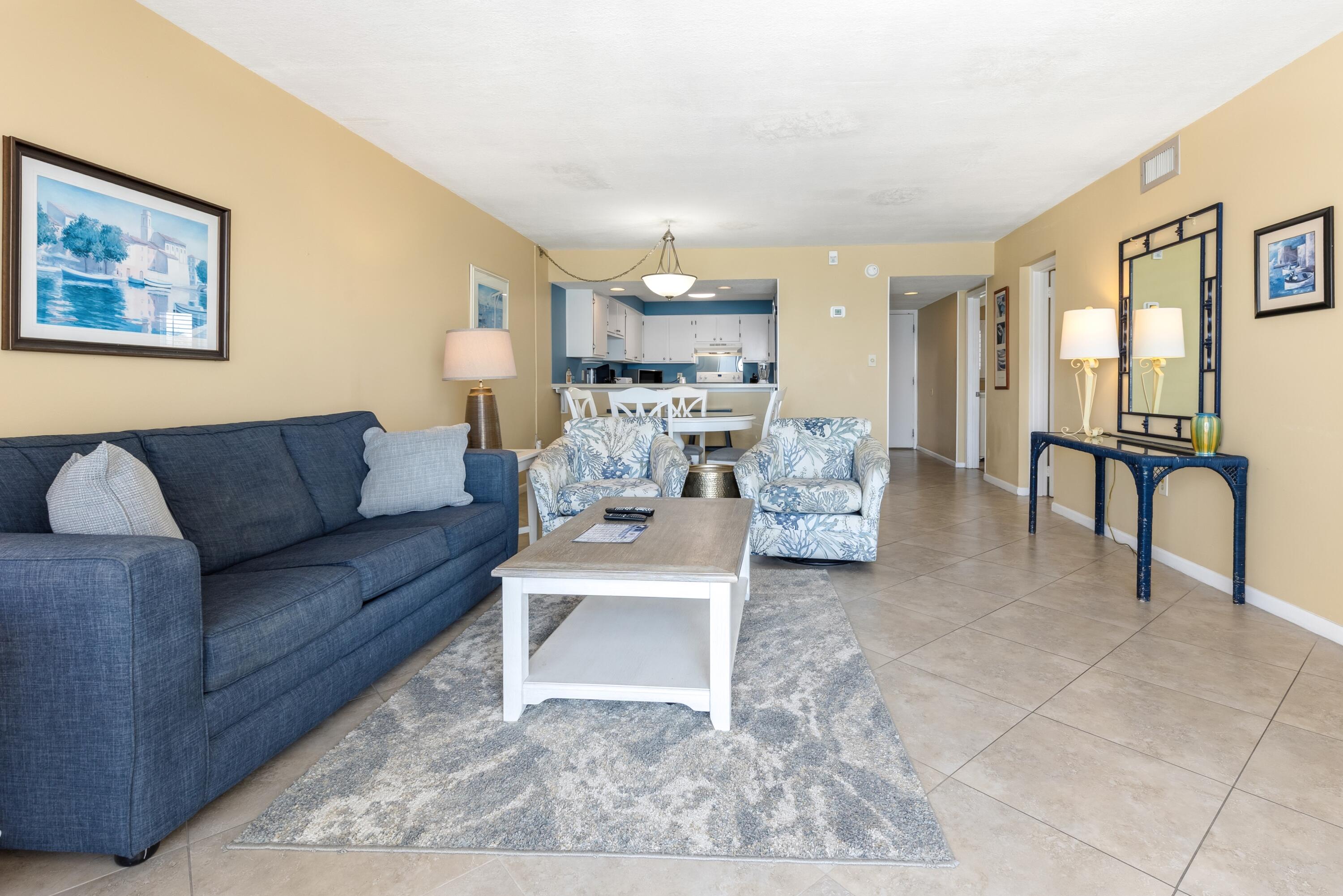 BEACH HOUSE CONDO PH 2 - Residential