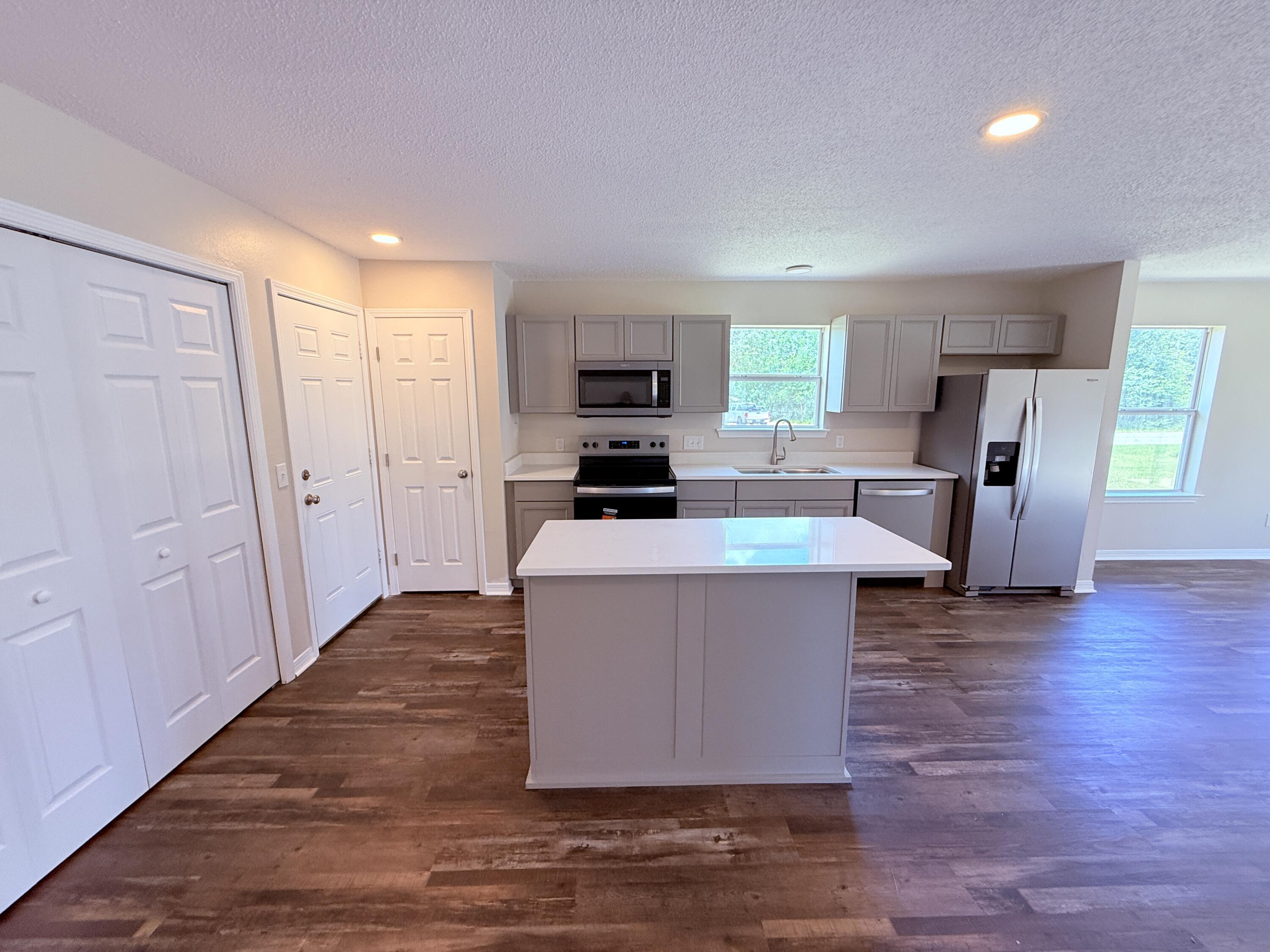EAST BAY HEIGHTS - Residential