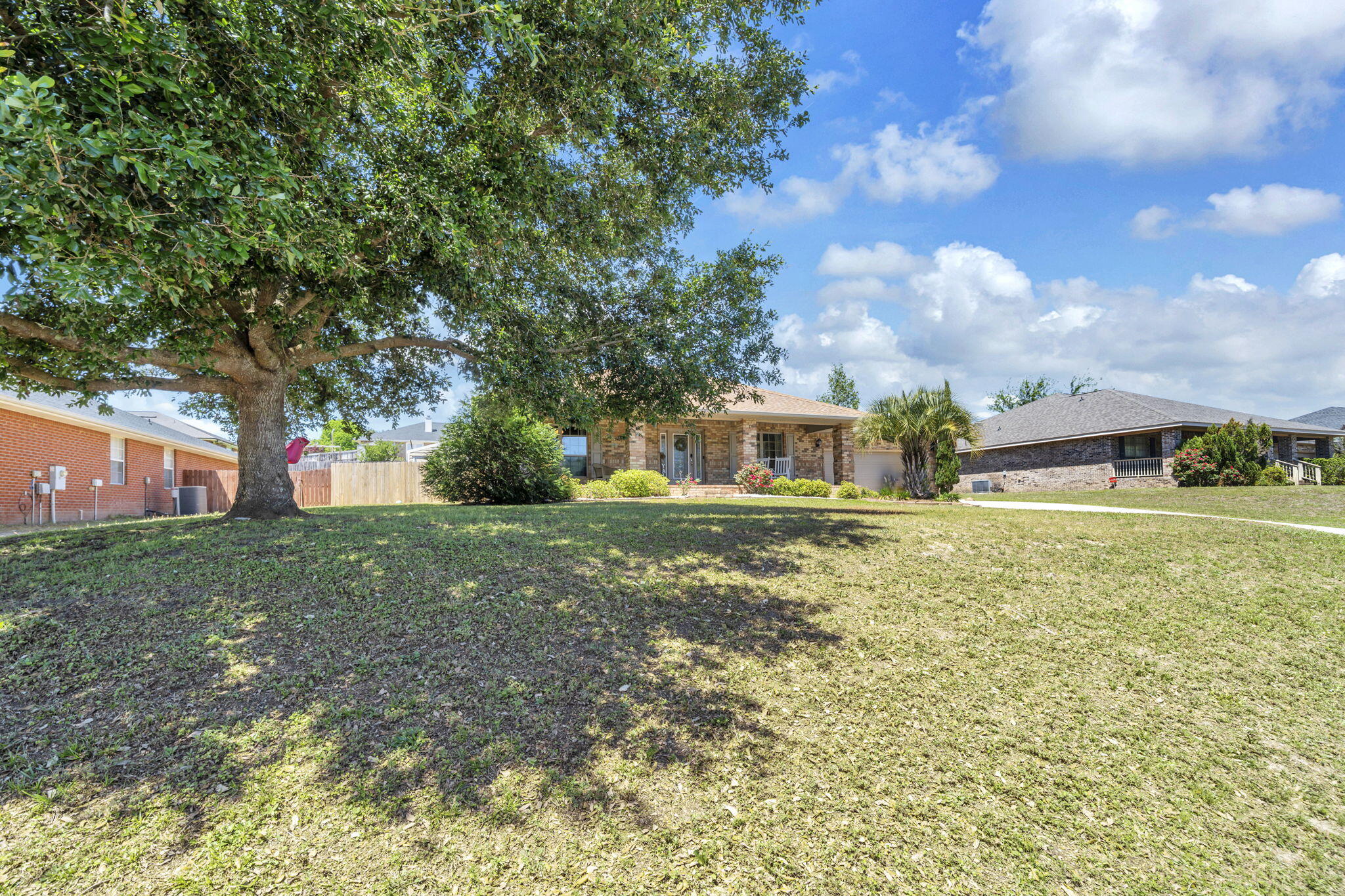 ALICIA PLACE - Residential