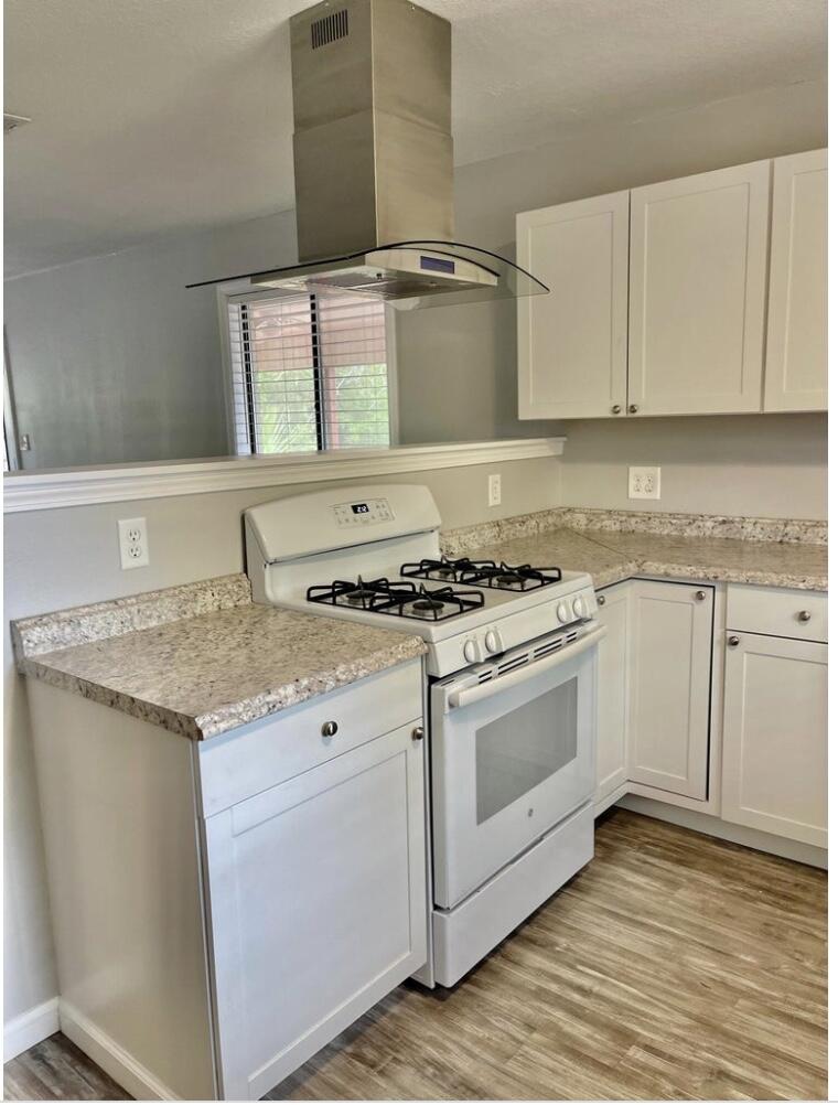 Port Dixie - Residential