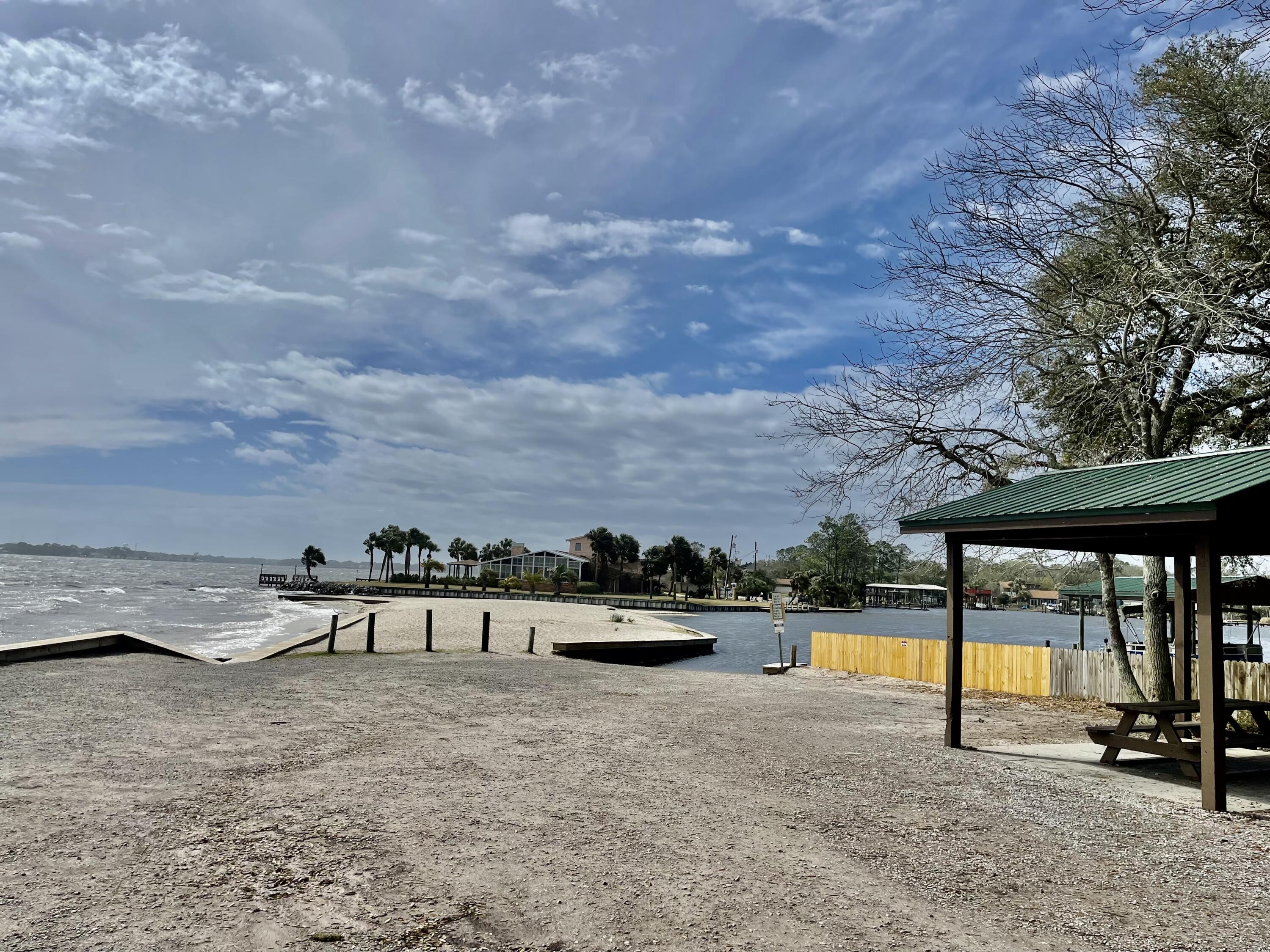 Port Dixie - Residential