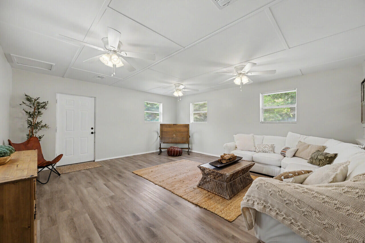 PARKER HEIGHTS - Residential