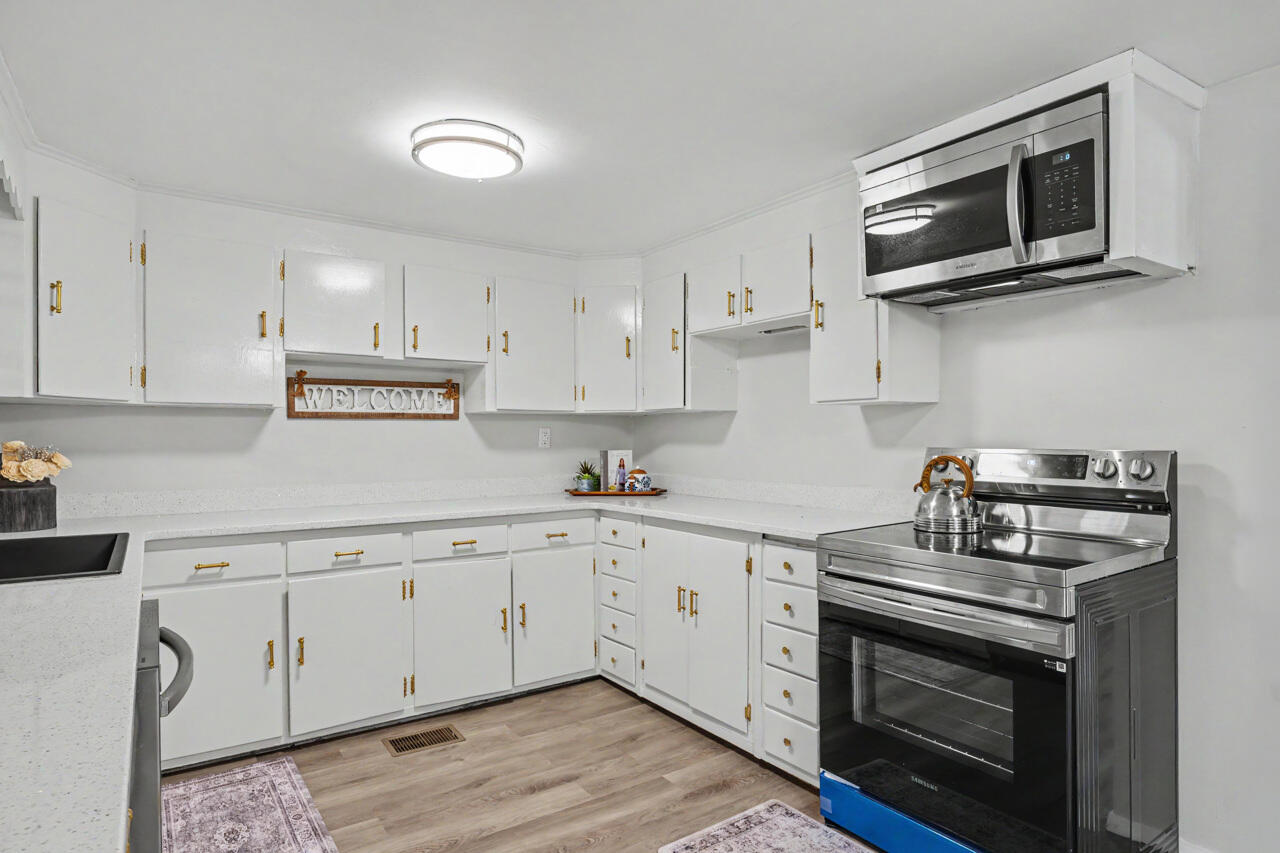 PARKER HEIGHTS - Residential