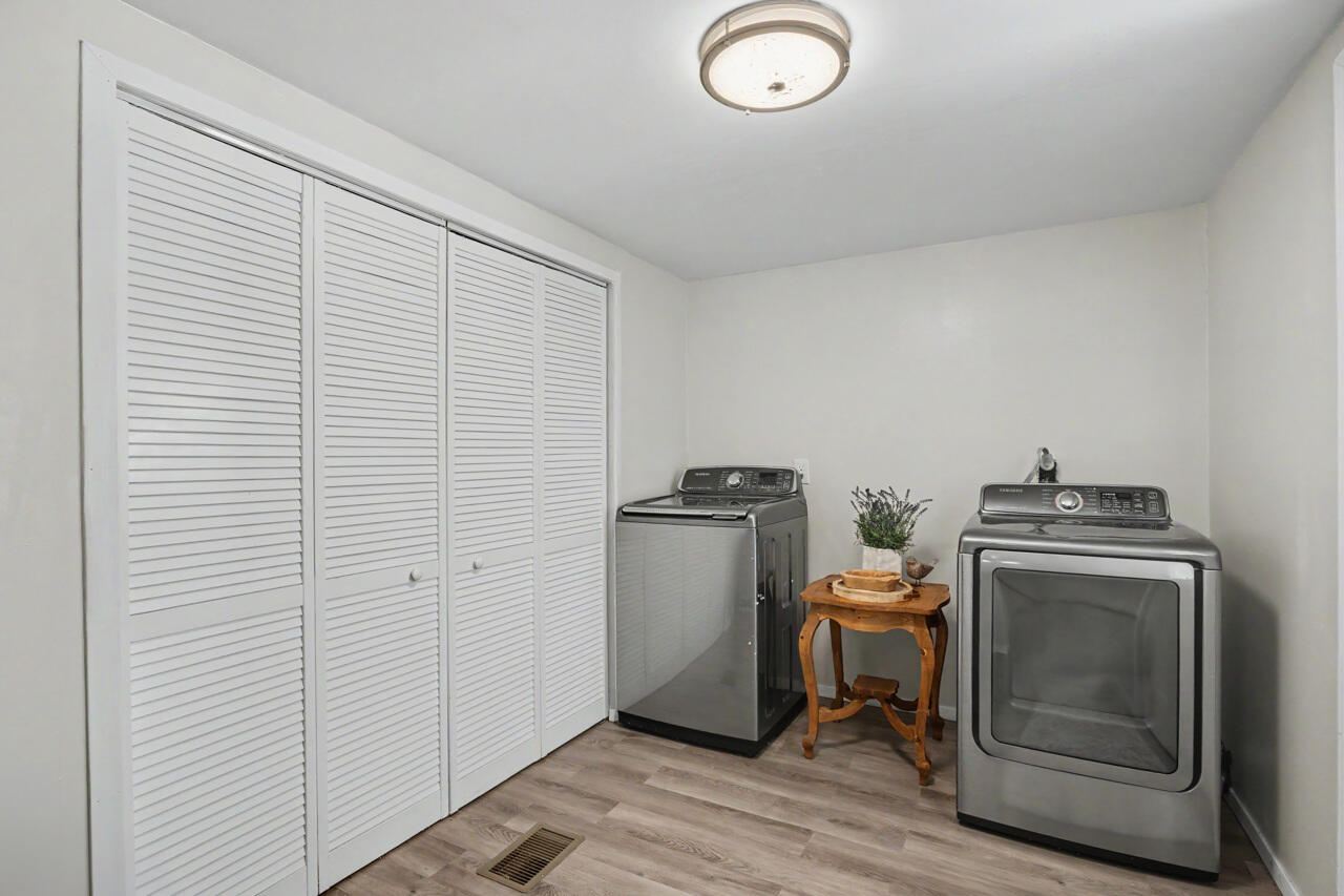 PARKER HEIGHTS - Residential