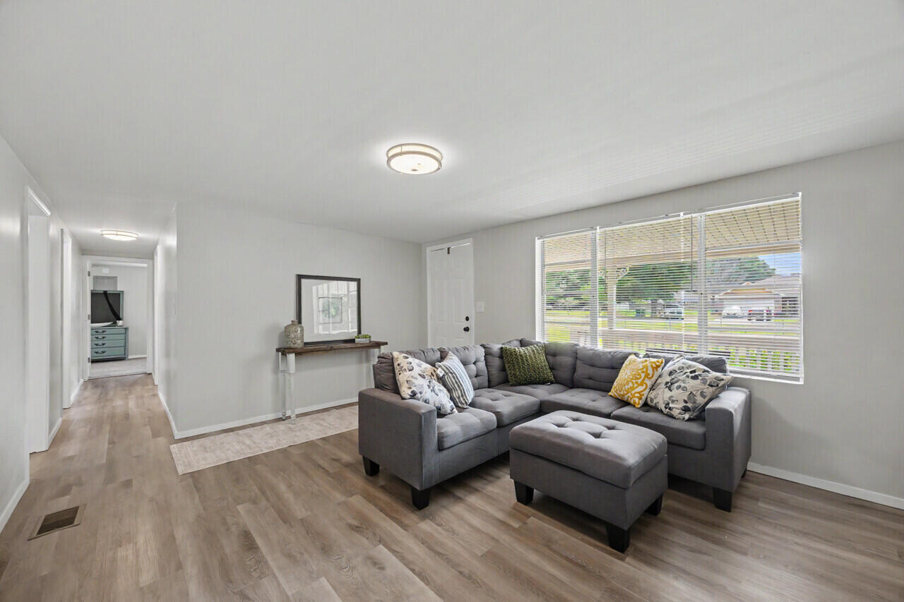 PARKER HEIGHTS - Residential