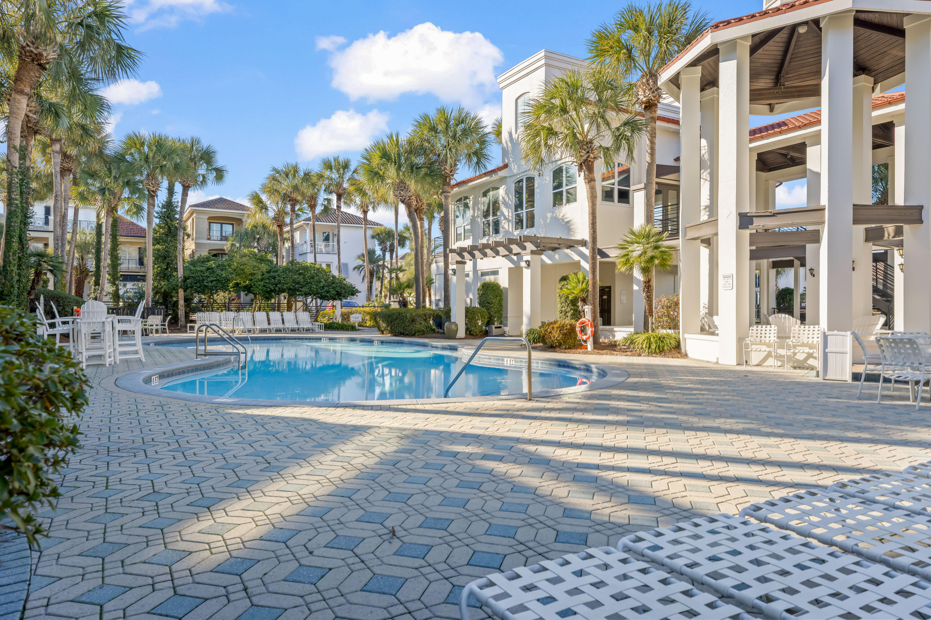 DESTINY BY THE SEA - Residential