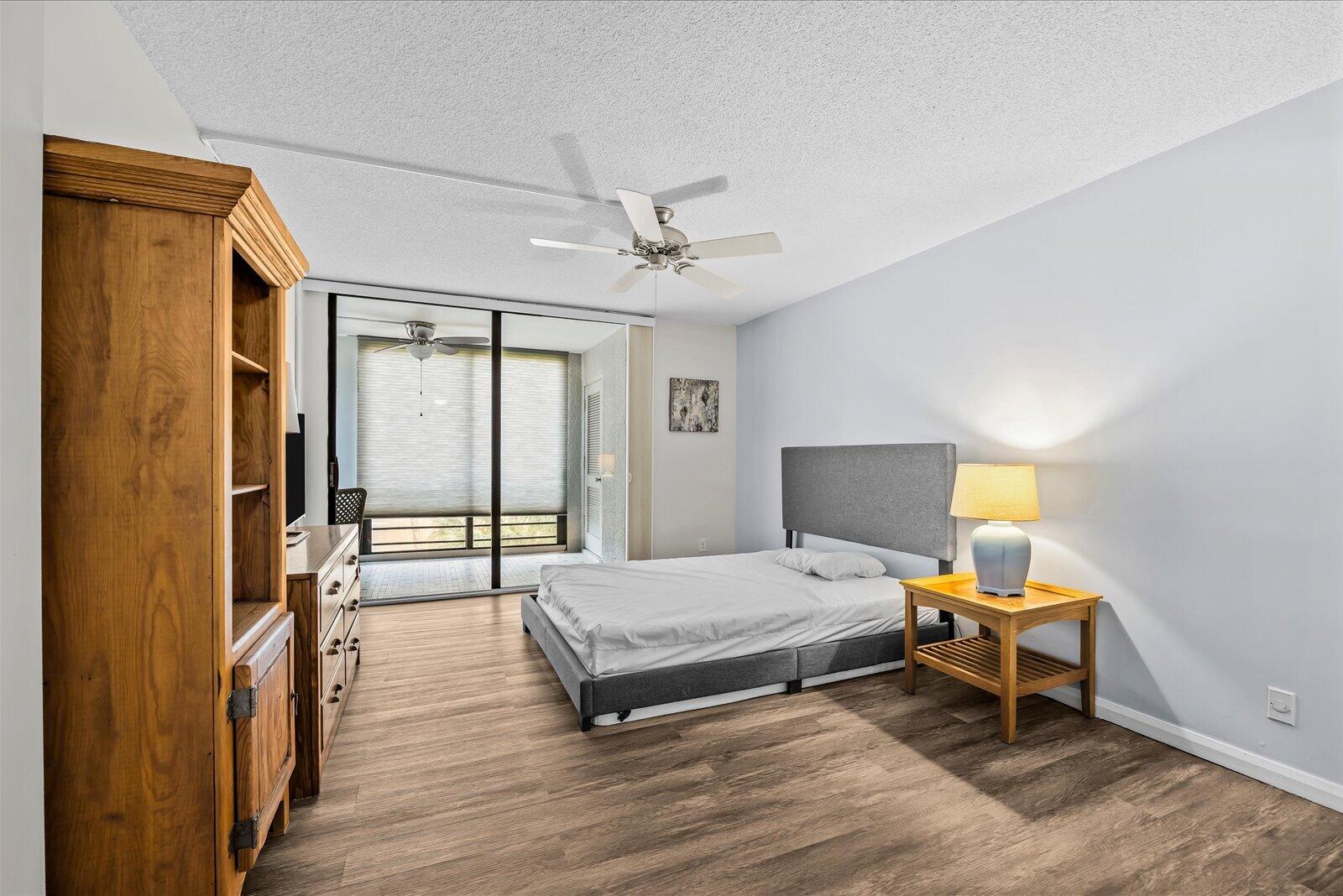 FAIRWINDS COVE CONDOMINIUMS - Residential