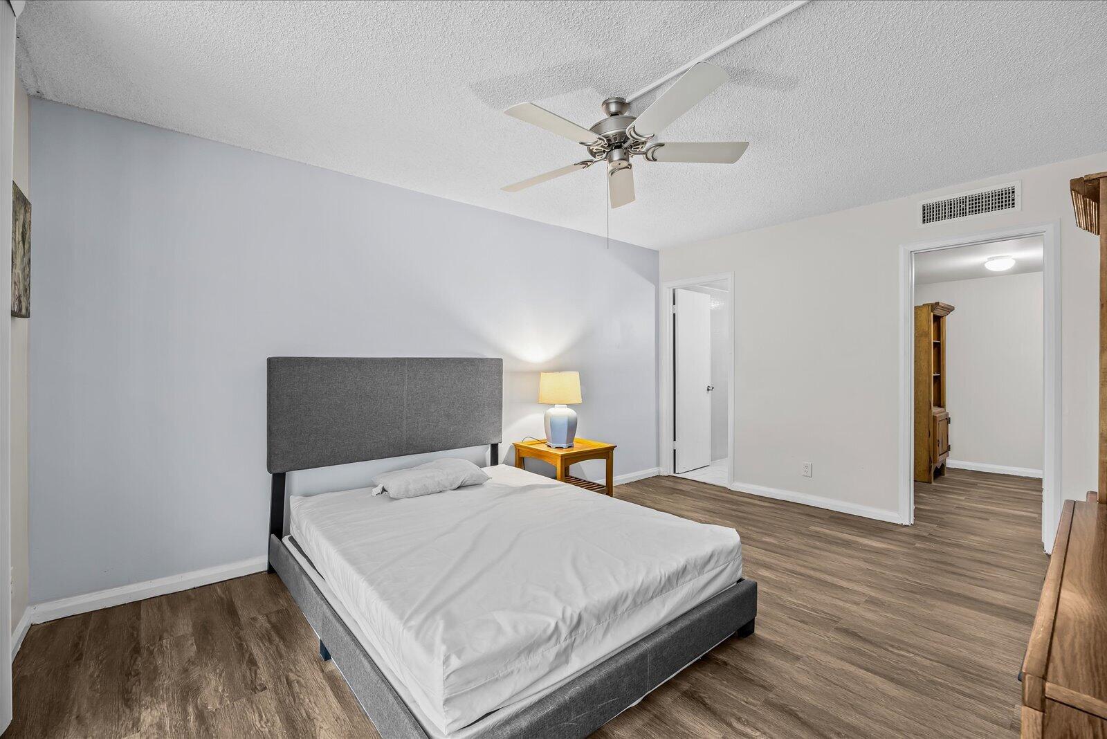 FAIRWINDS COVE CONDOMINIUMS - Residential