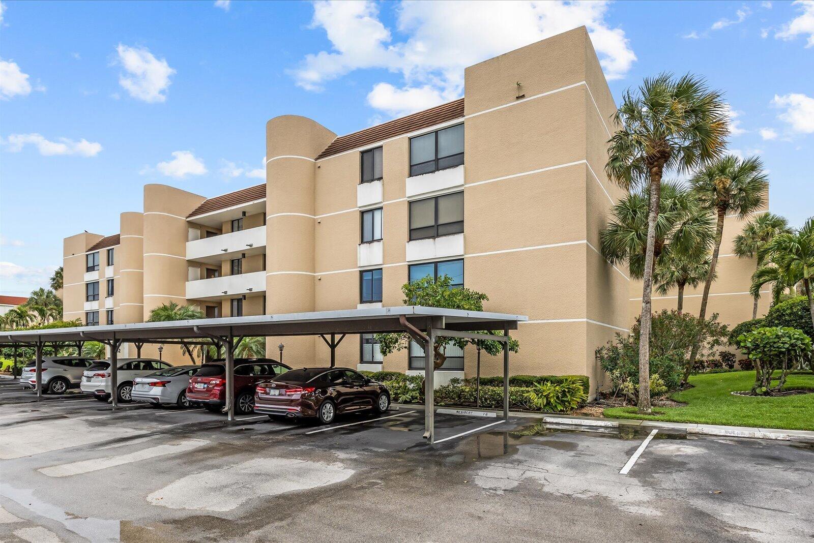 FAIRWINDS COVE CONDOMINIUMS - Residential