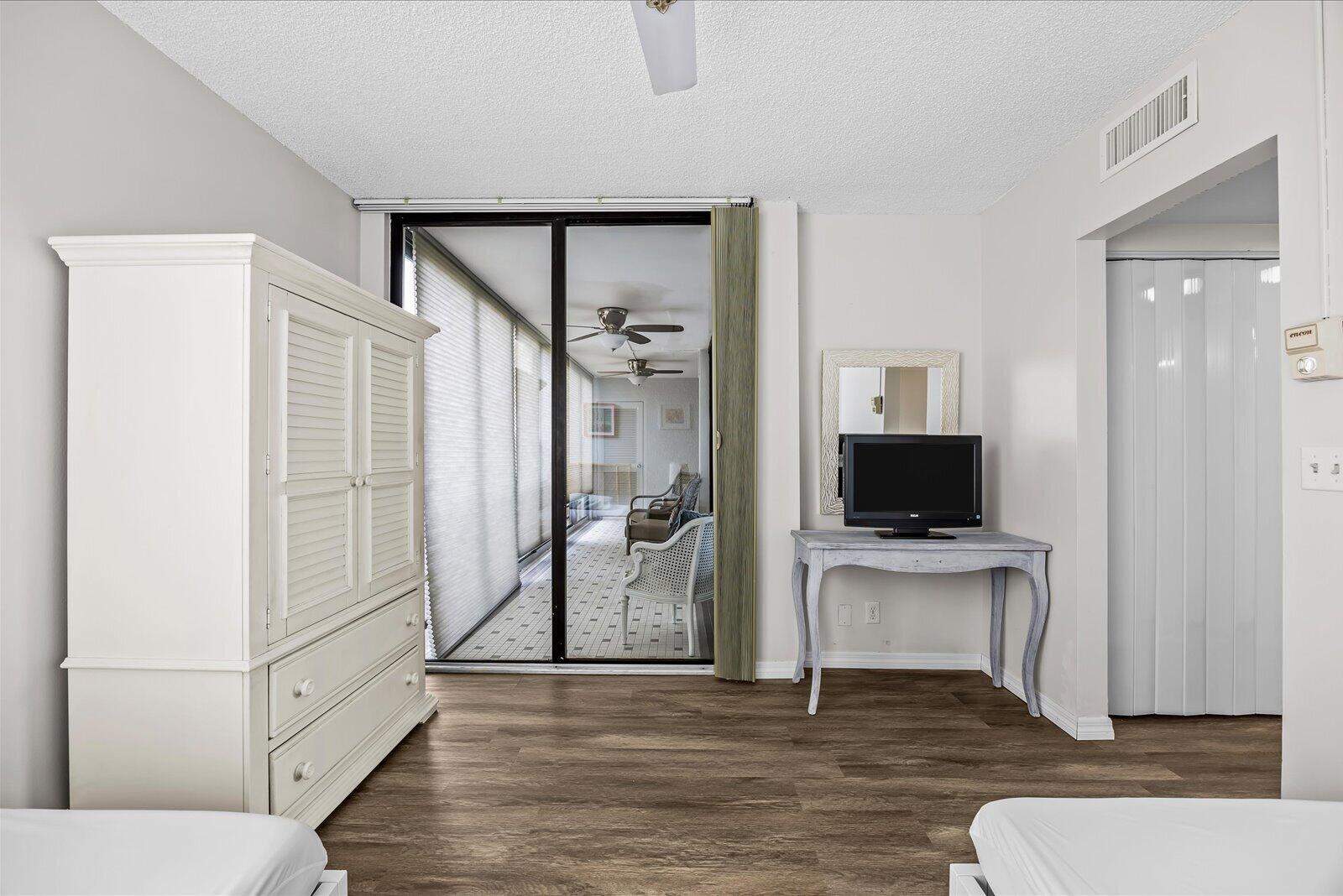 FAIRWINDS COVE CONDOMINIUMS - Residential