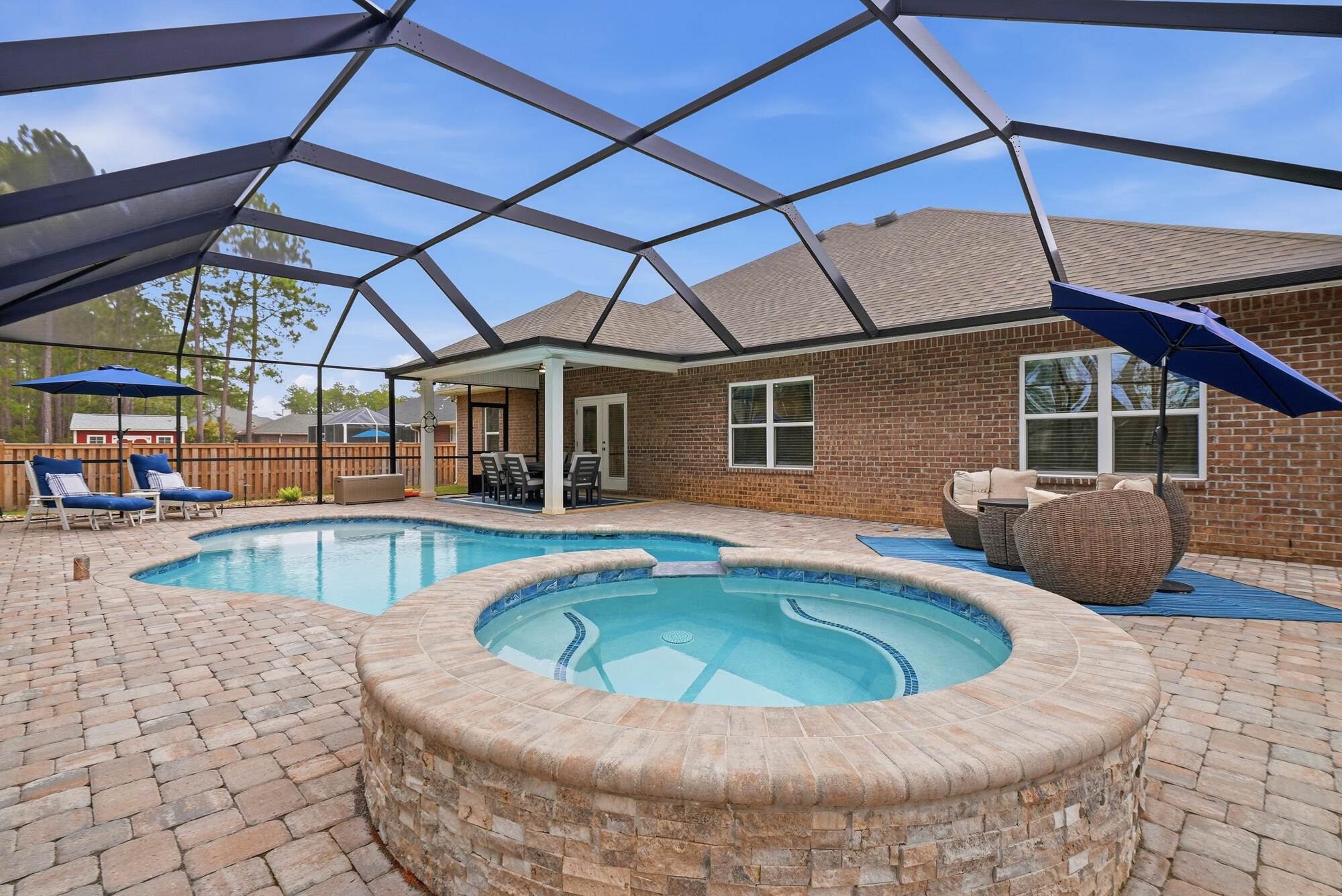 HOLLEY BY THE SEA - Residential