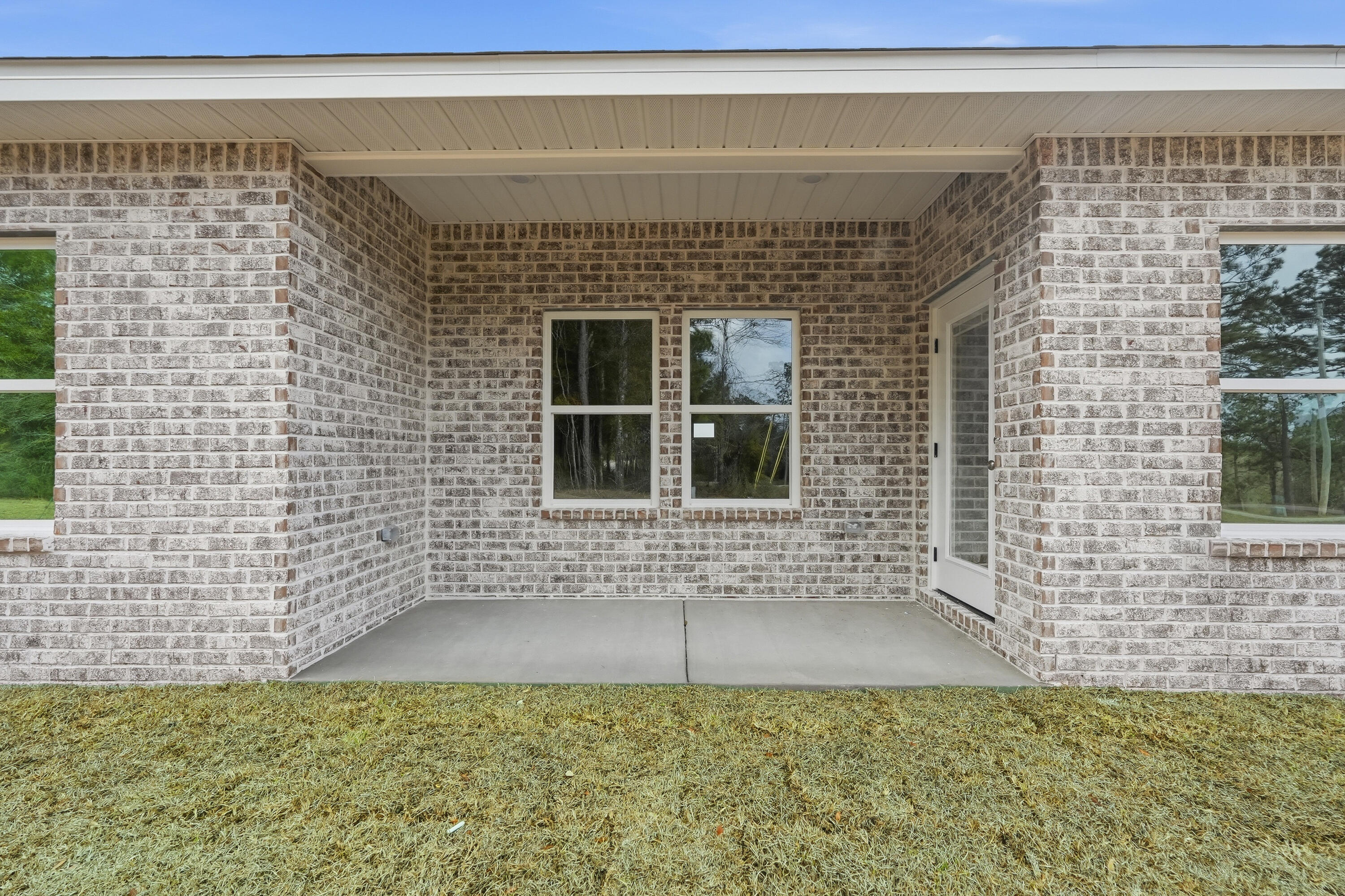 SOUTHERN CHARM - Residential