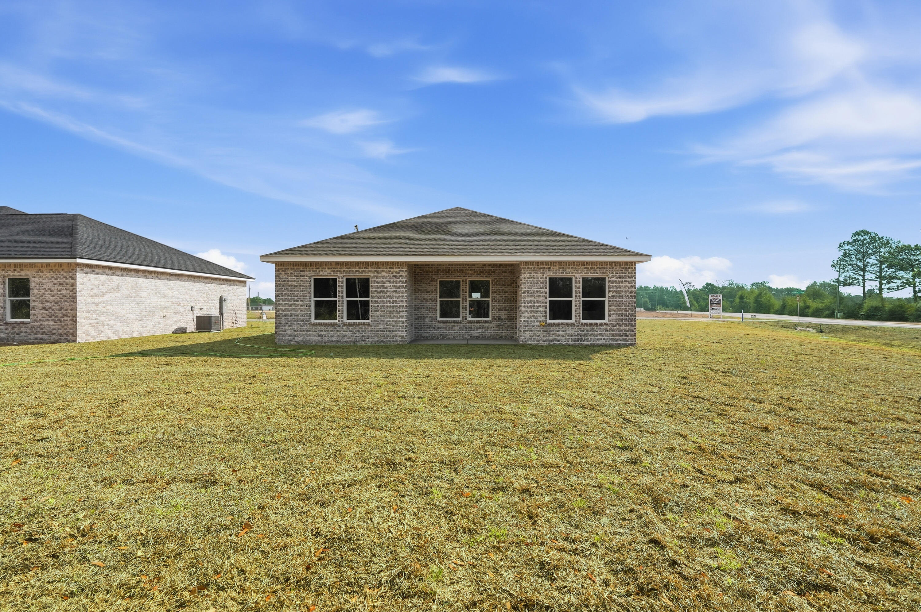 SOUTHERN CHARM - Residential
