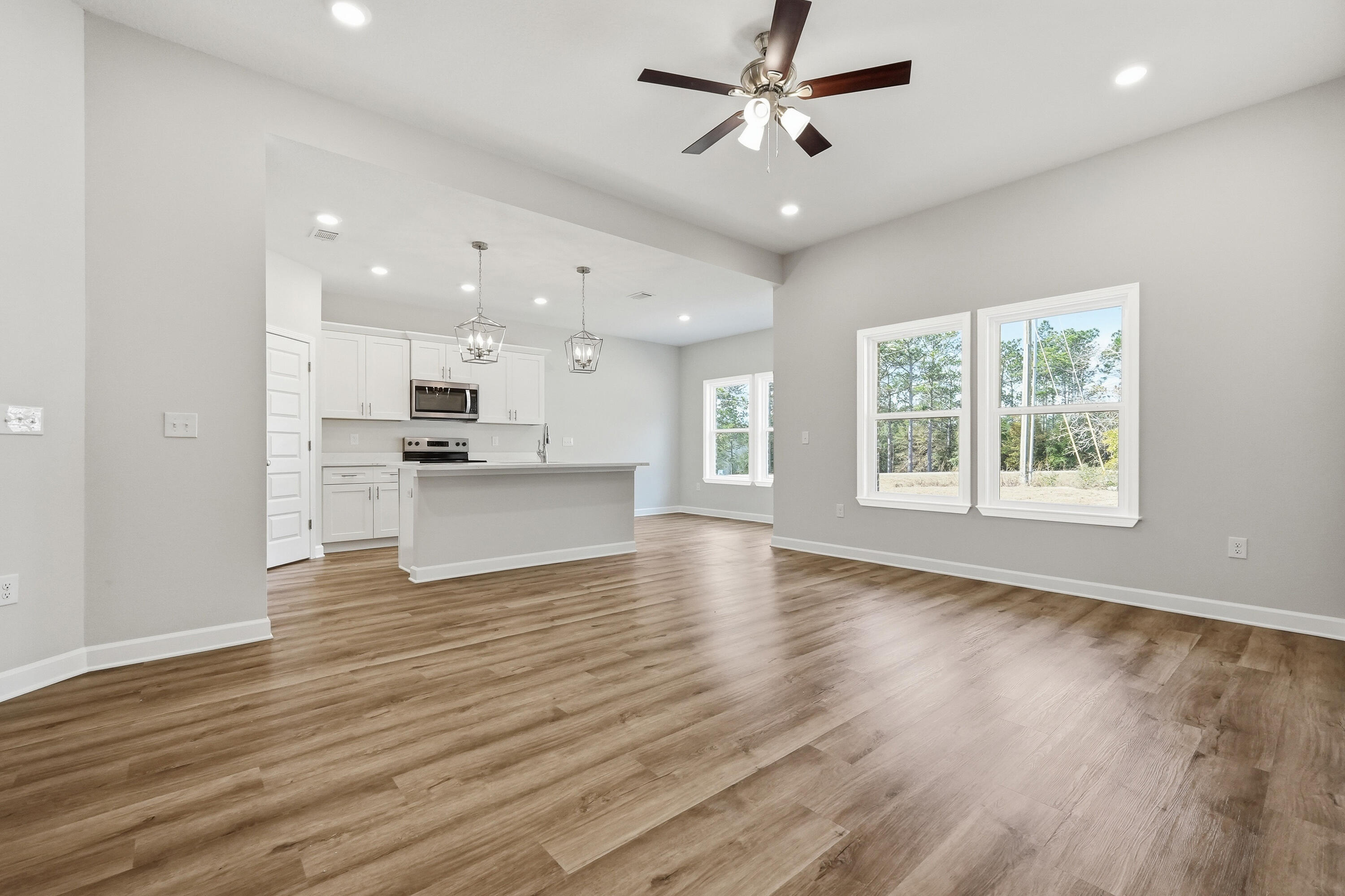 SOUTHERN CHARM - Residential