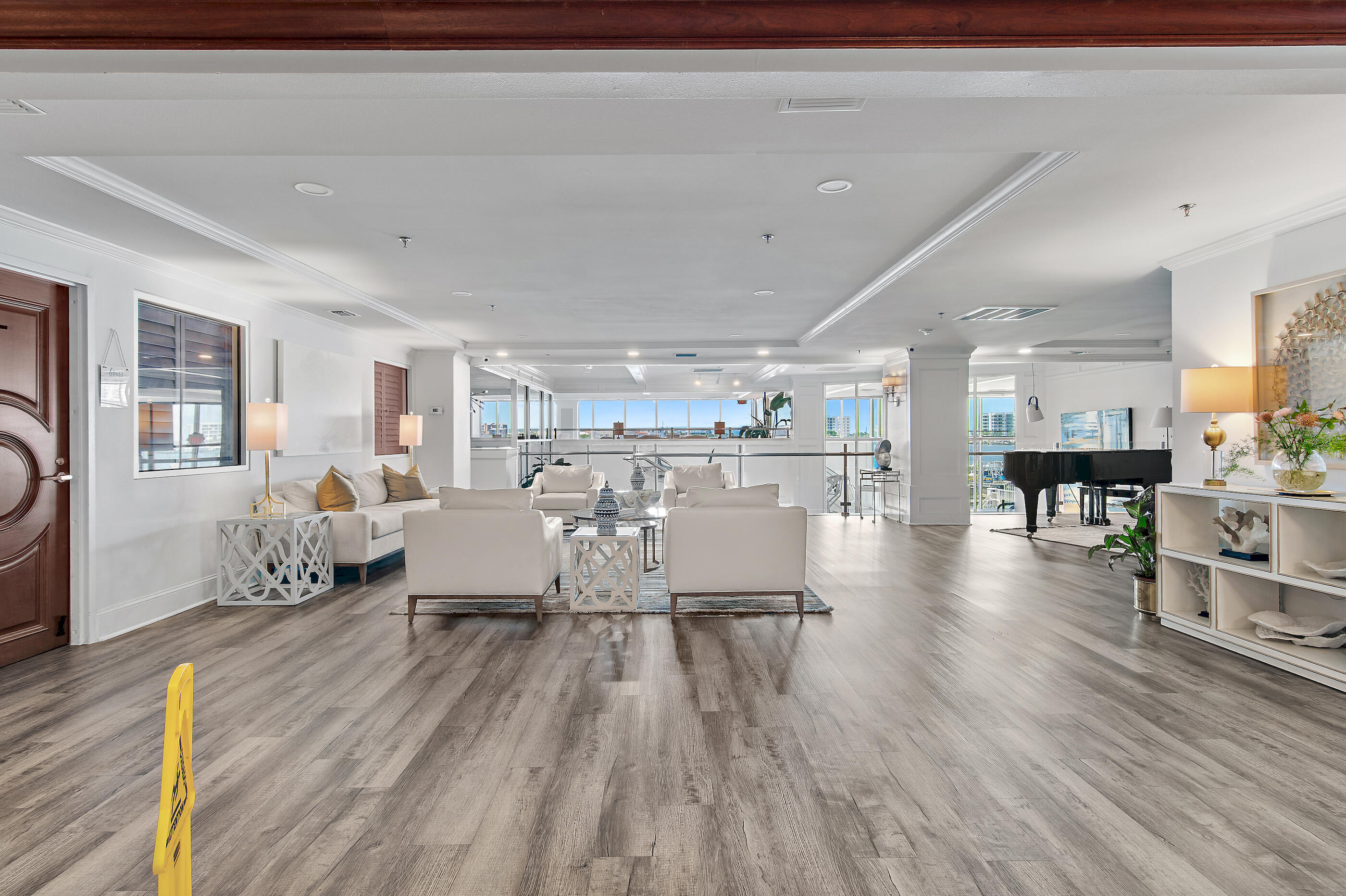 DESTIN YACHT CLUB - Residential
