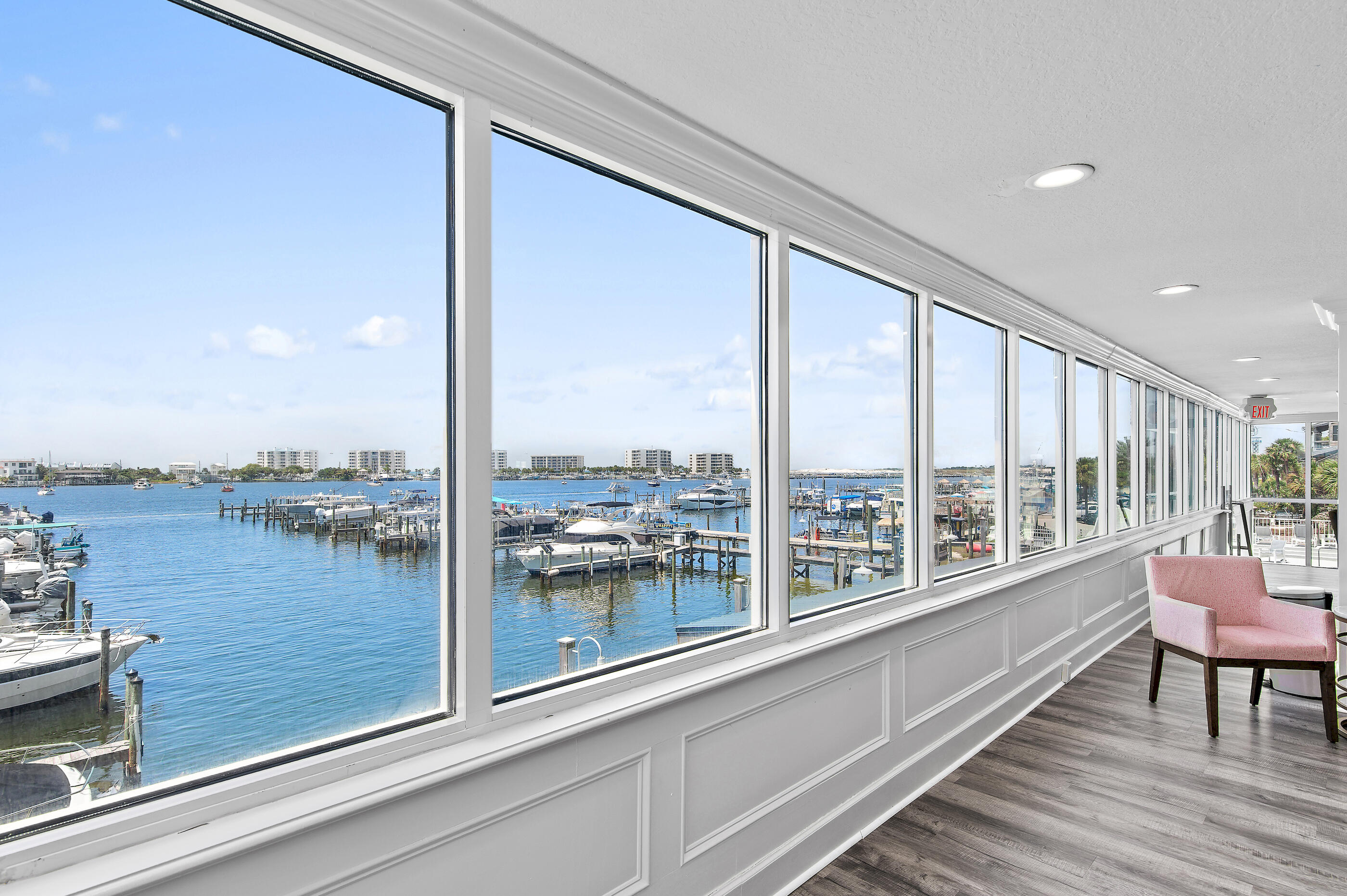 DESTIN YACHT CLUB - Residential