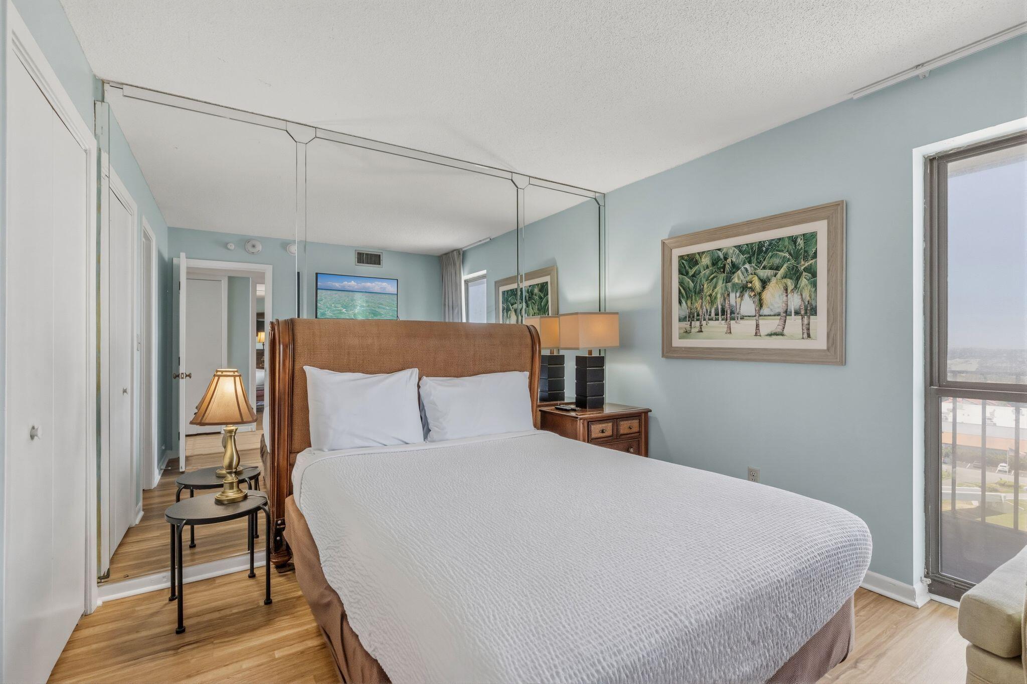 EDGEWATER - Residential
