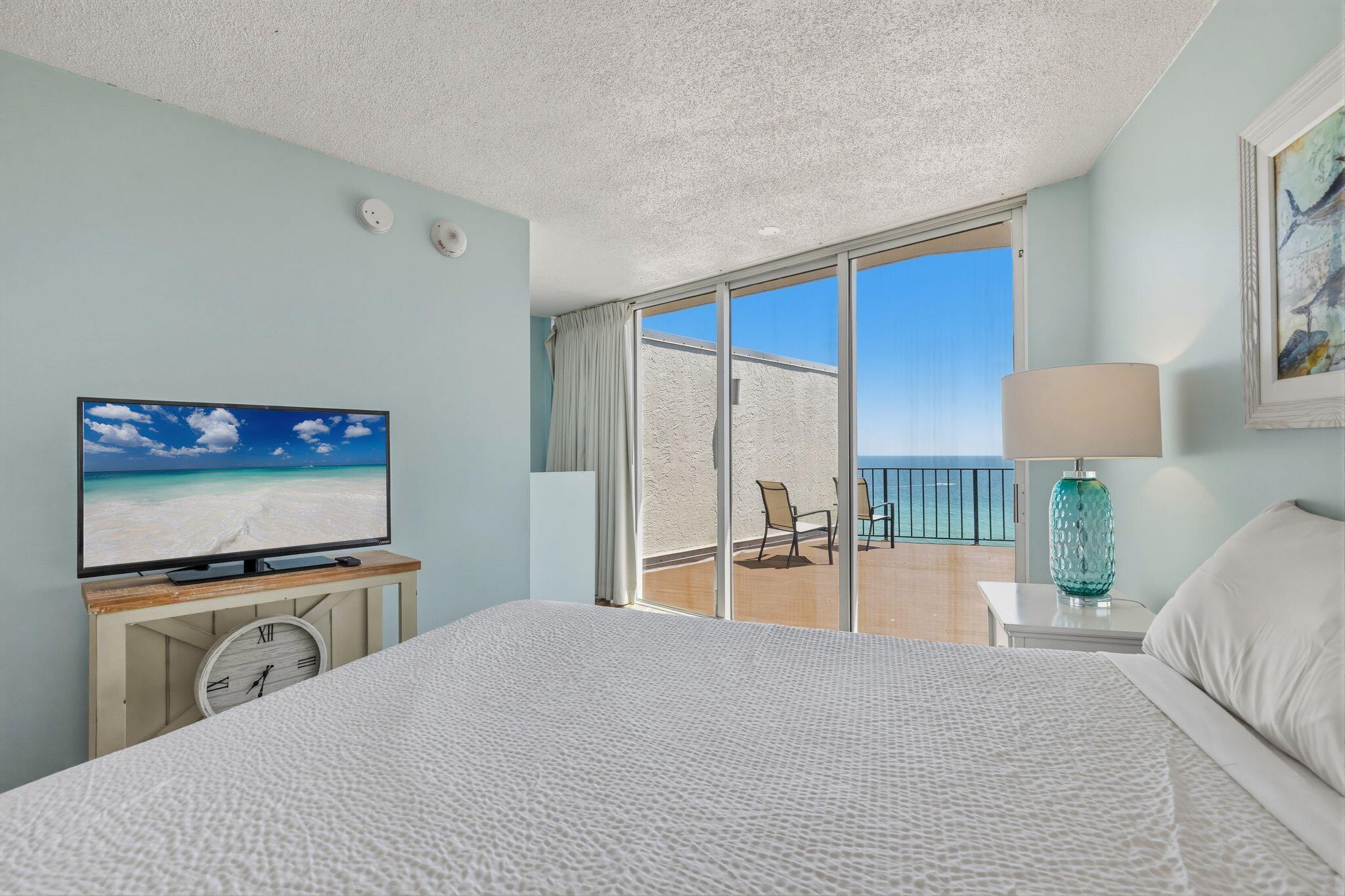 EDGEWATER - Residential