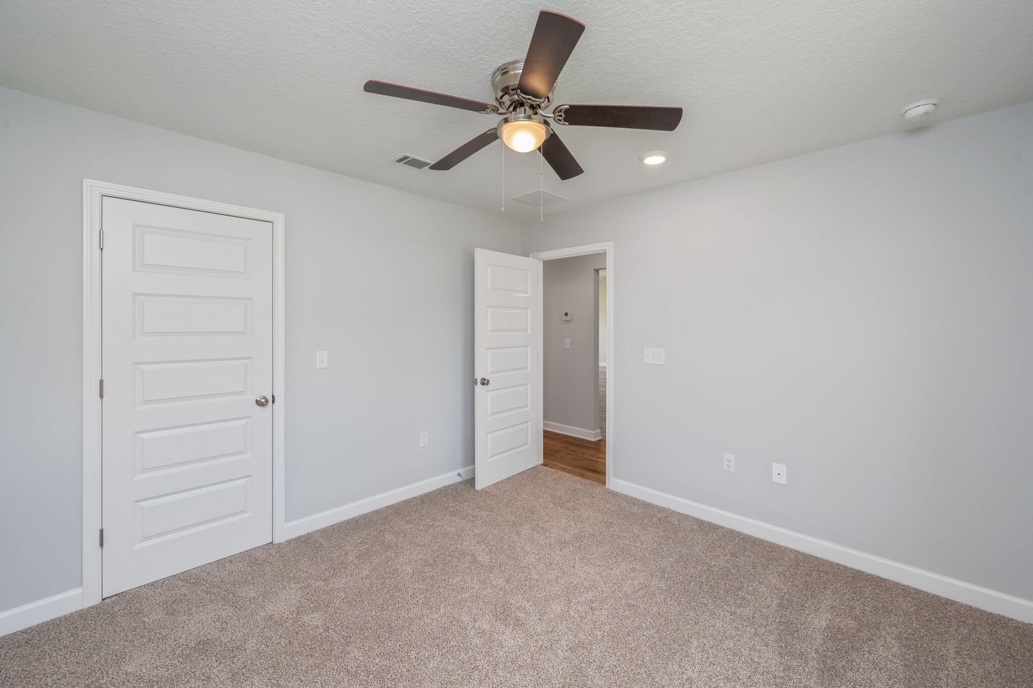 GARDEN CITY - Residential