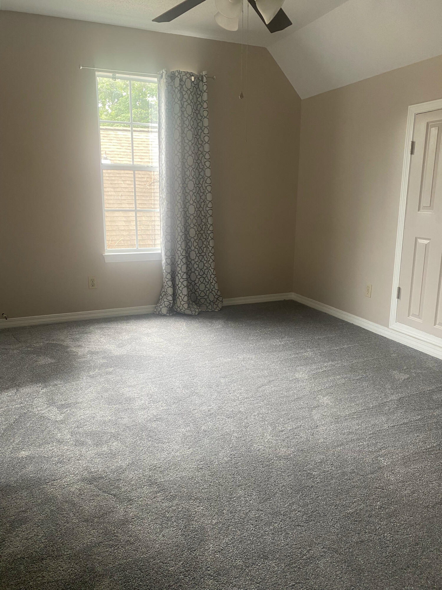 WILLOW BEND PH I LOT 8 - Residential