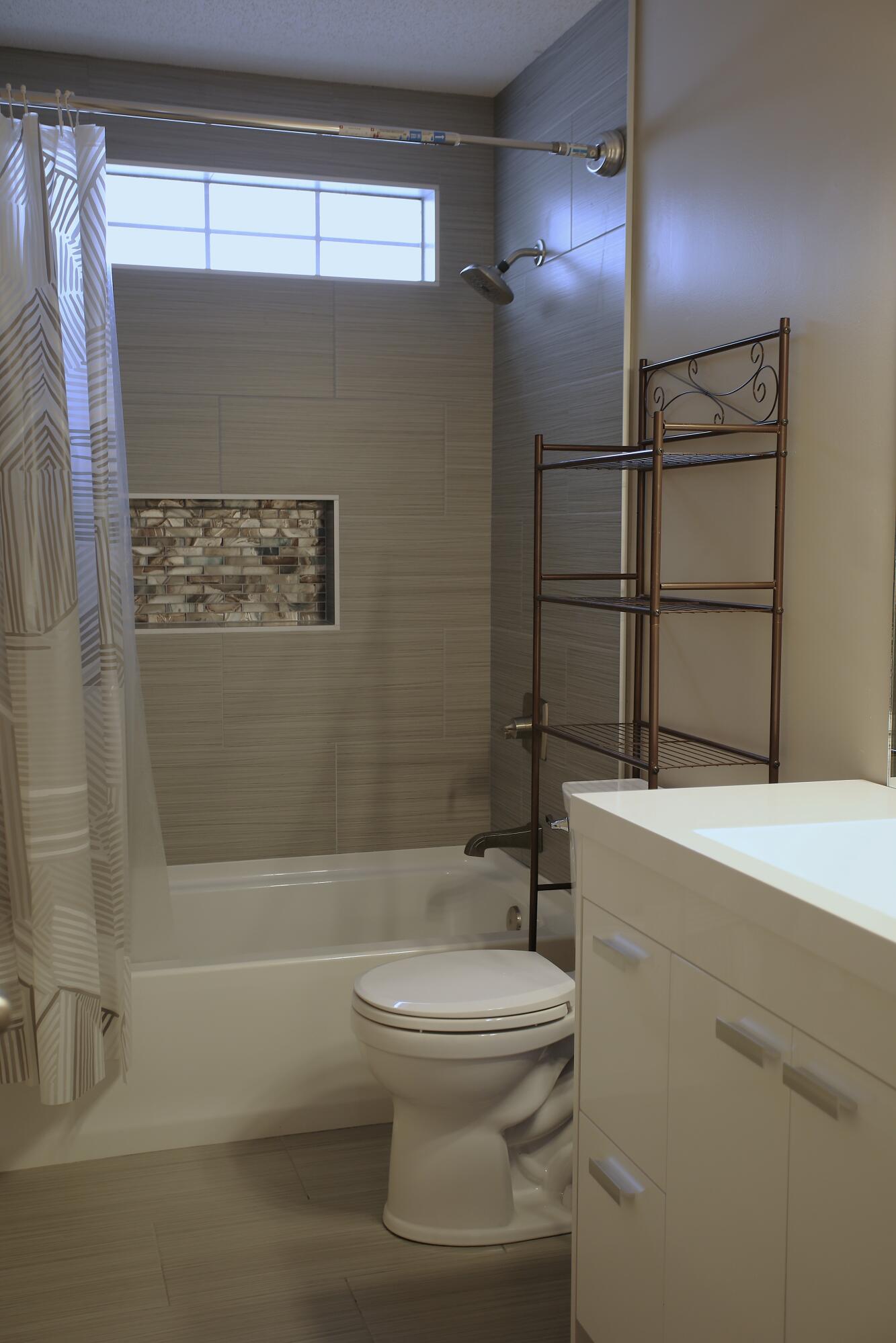 WILLOW BEND PH I LOT 8 - Residential
