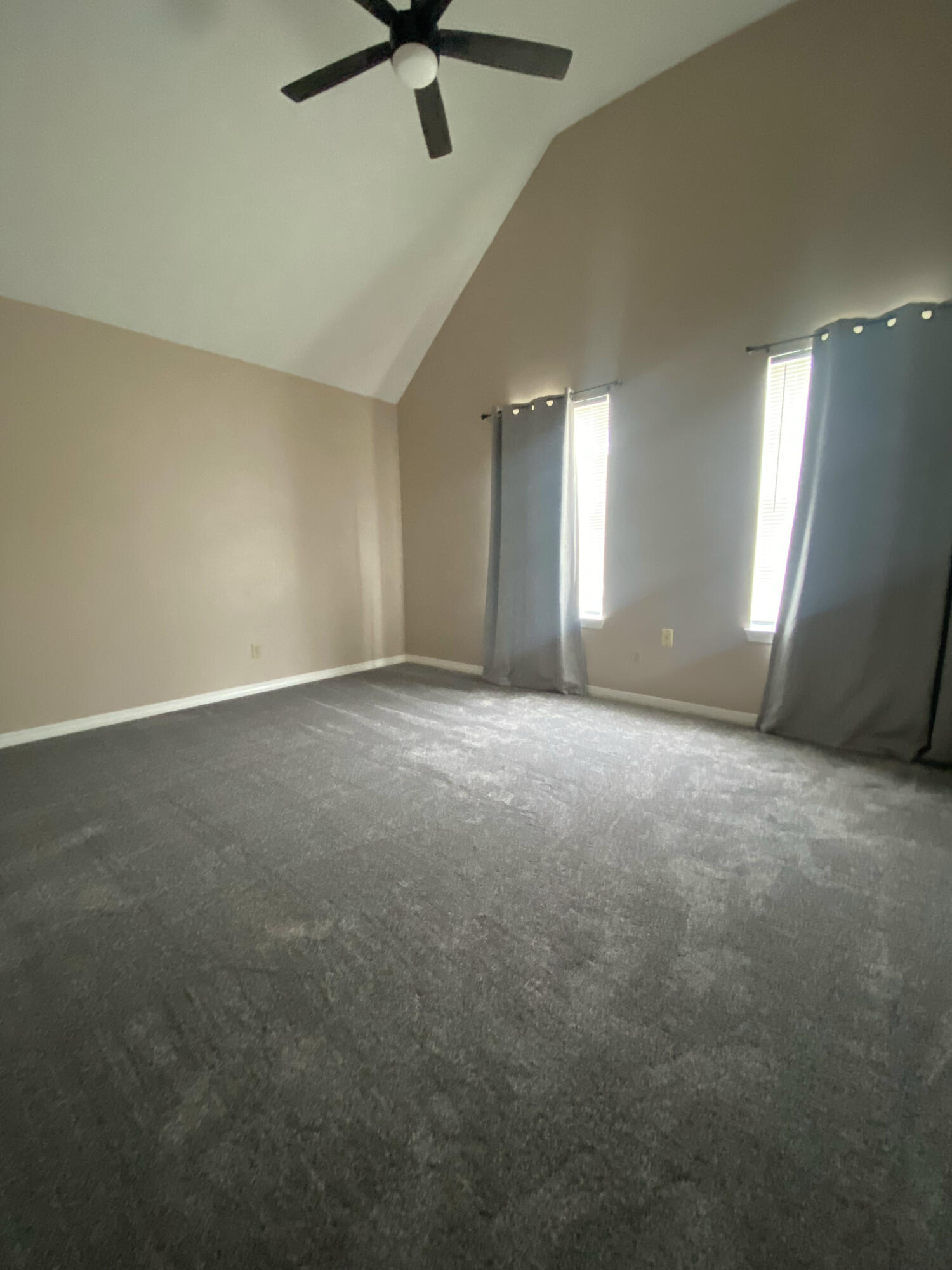 WILLOW BEND PH I LOT 8 - Residential