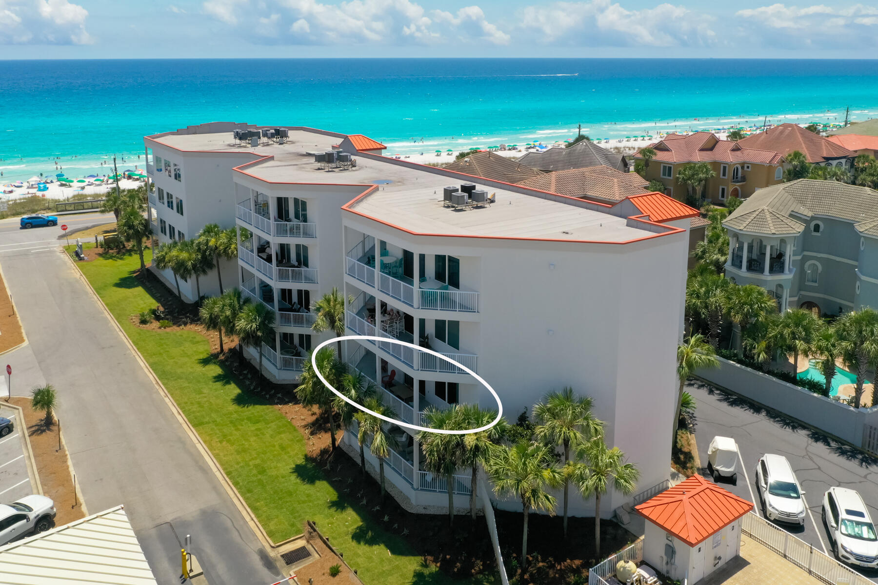CRYSTAL VIEW CONDO - Residential