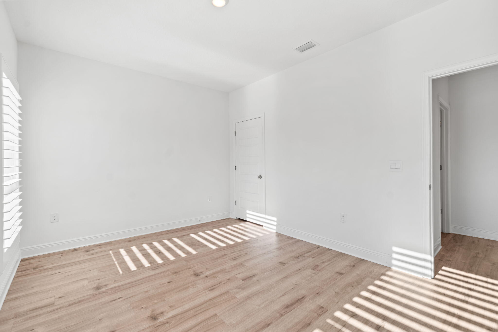 TIERRA VERDE - Residential