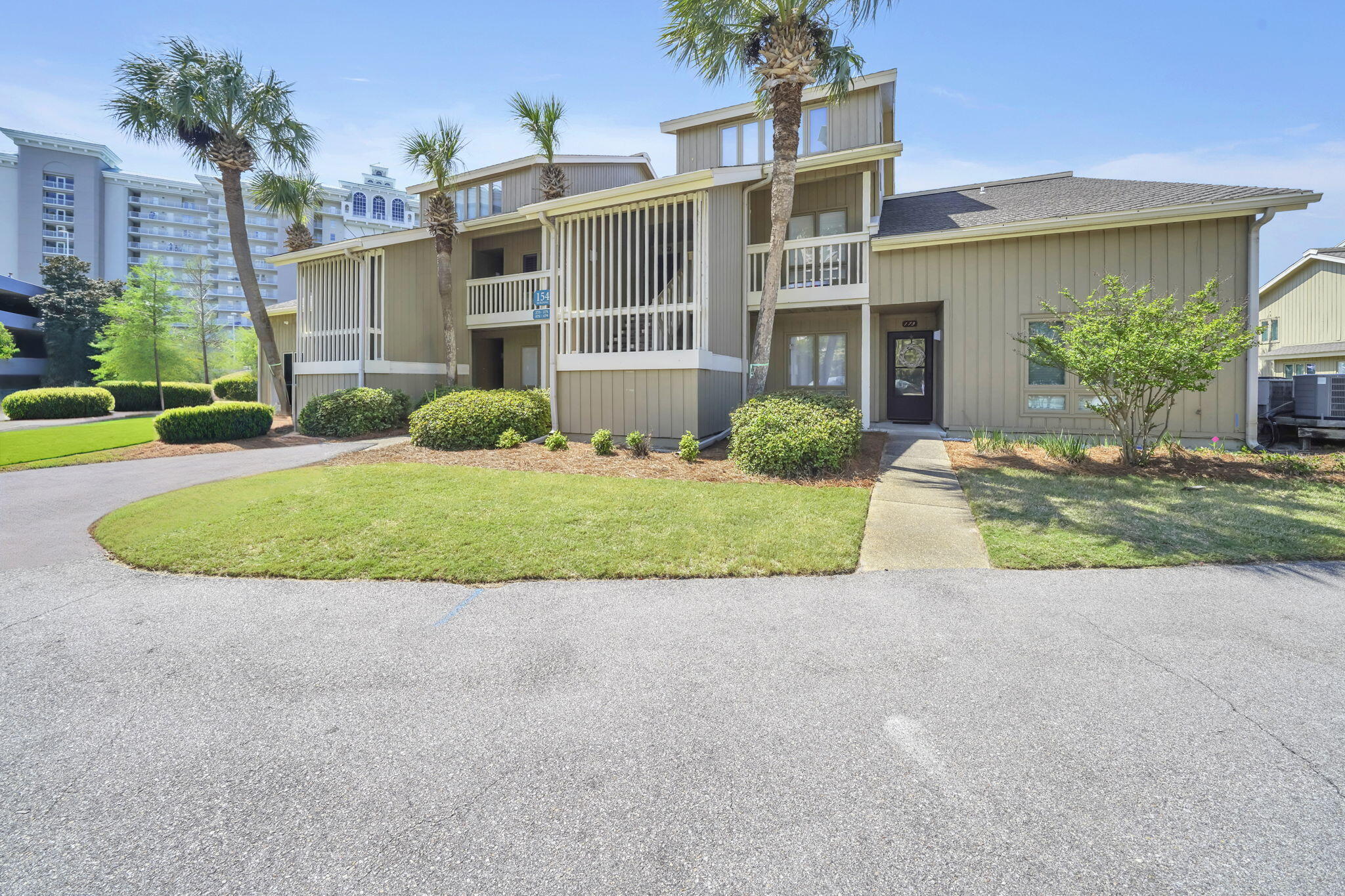 SEASCAPE CONDO PH 7 - Residential