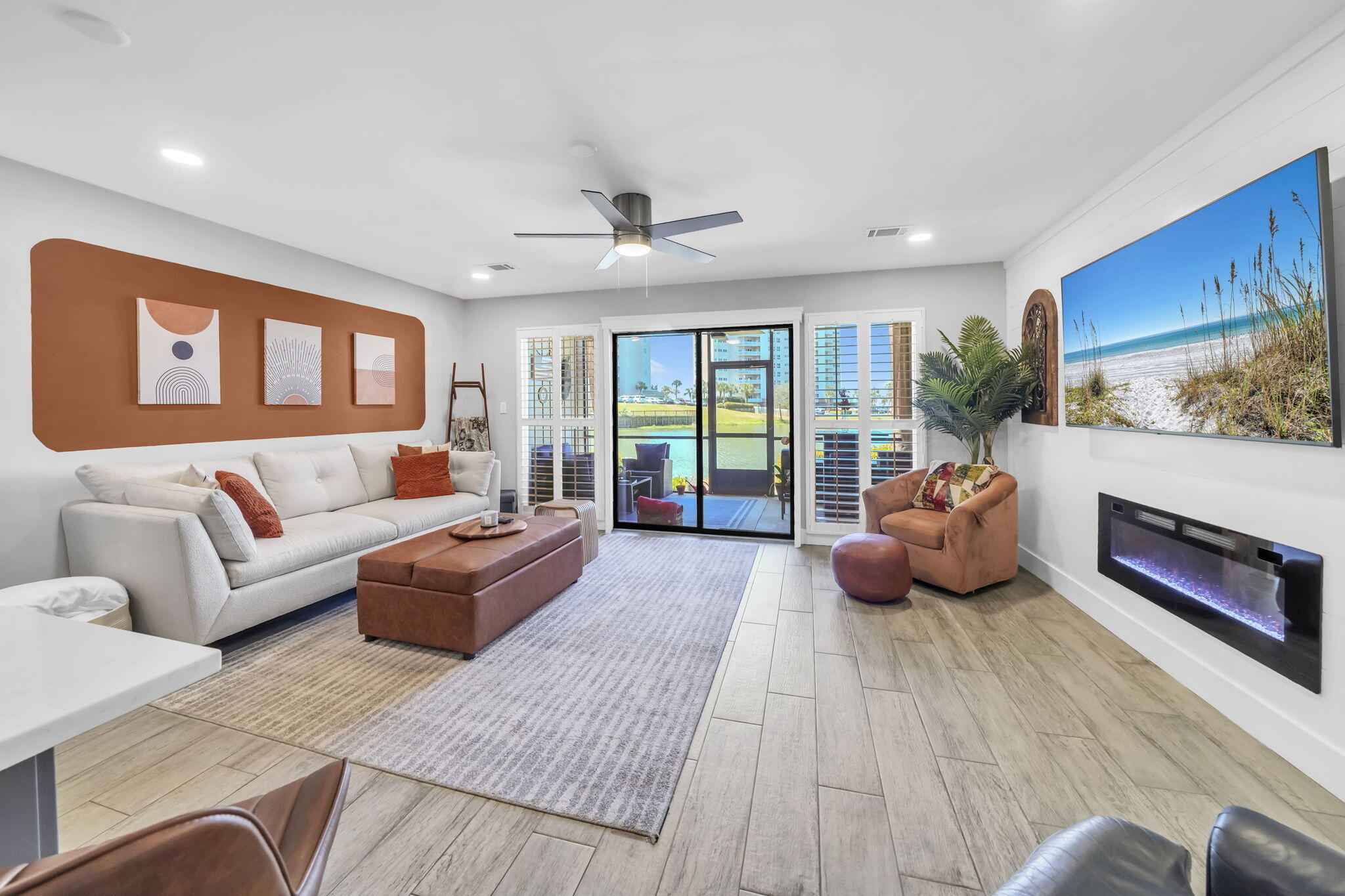 SEASCAPE CONDO PH 7 - Residential