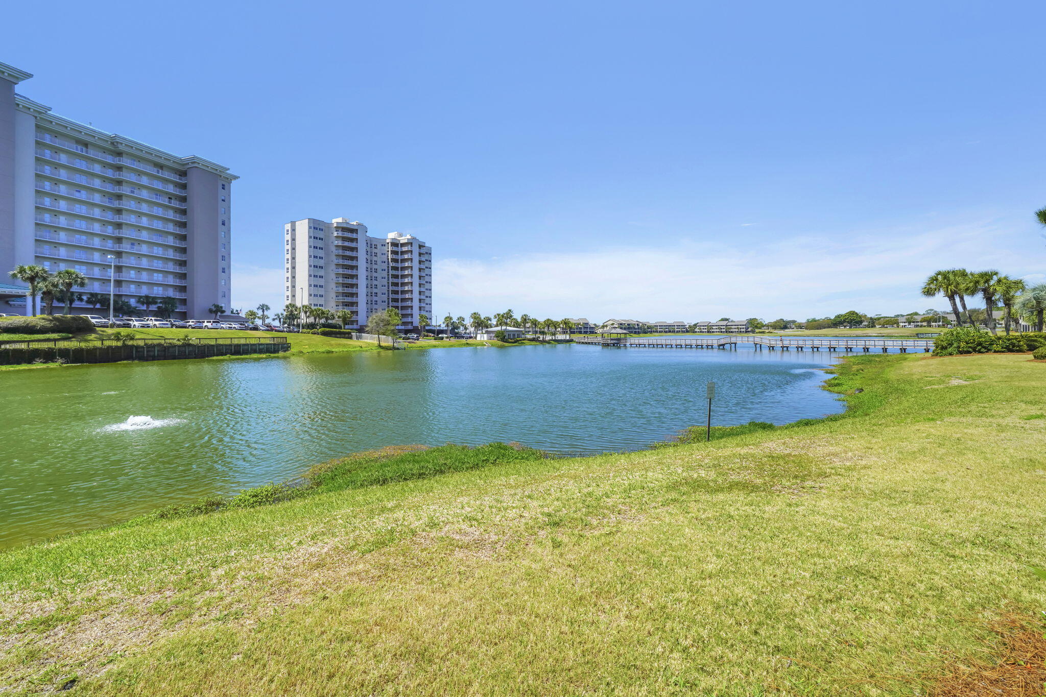 SEASCAPE CONDO PH 7 - Residential