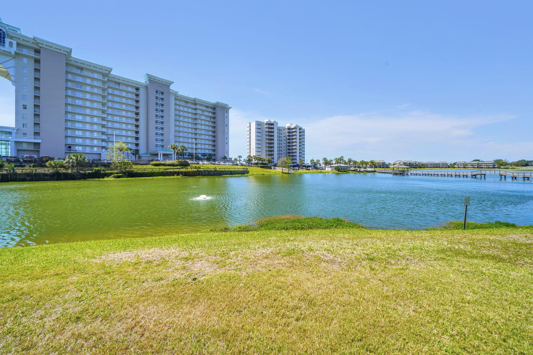 SEASCAPE CONDO PH 7 - Residential