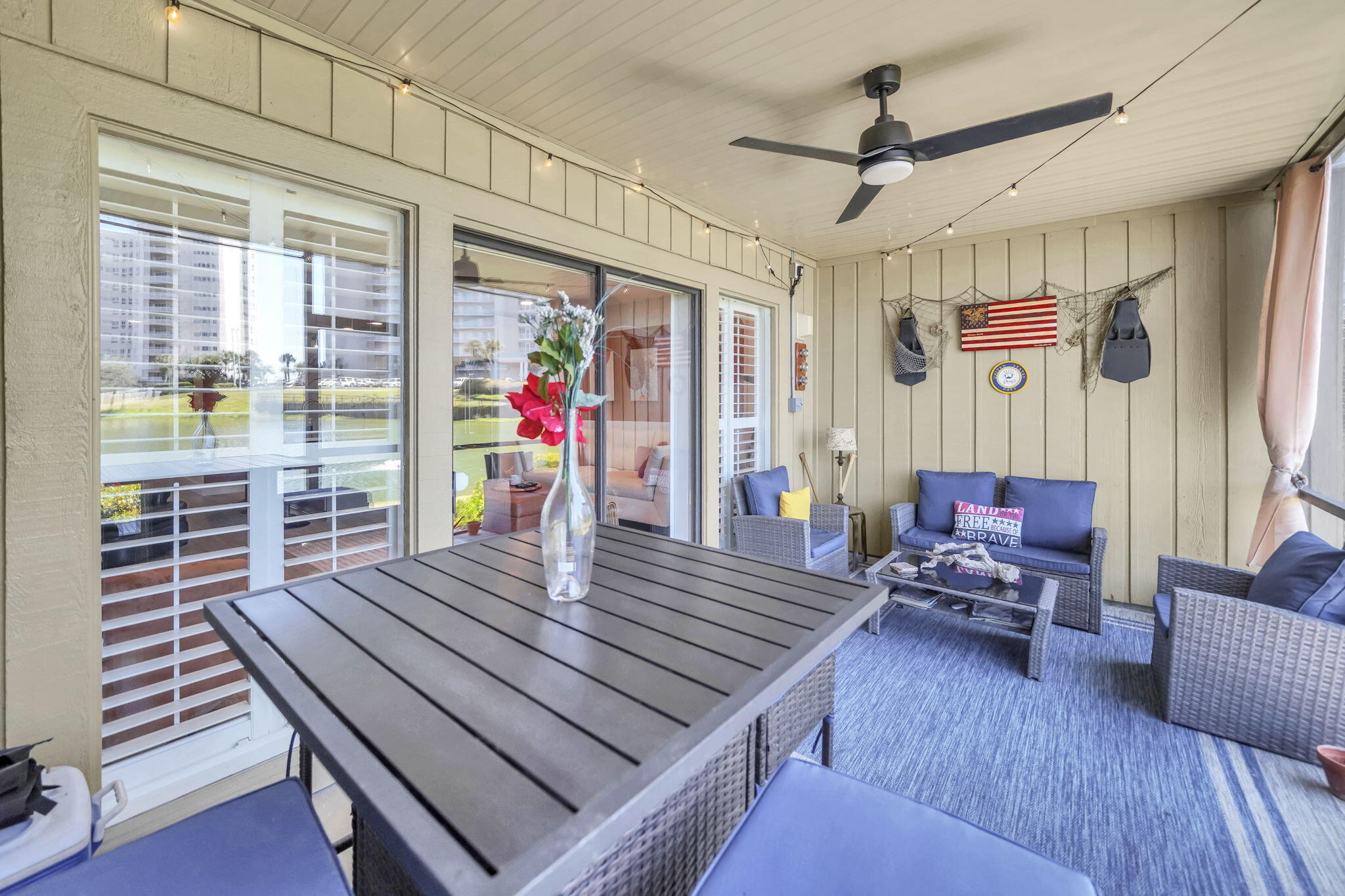 SEASCAPE CONDO PH 7 - Residential