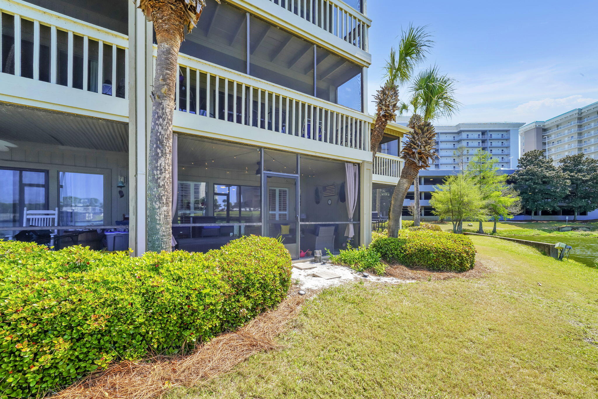 SEASCAPE CONDO PH 7 - Residential