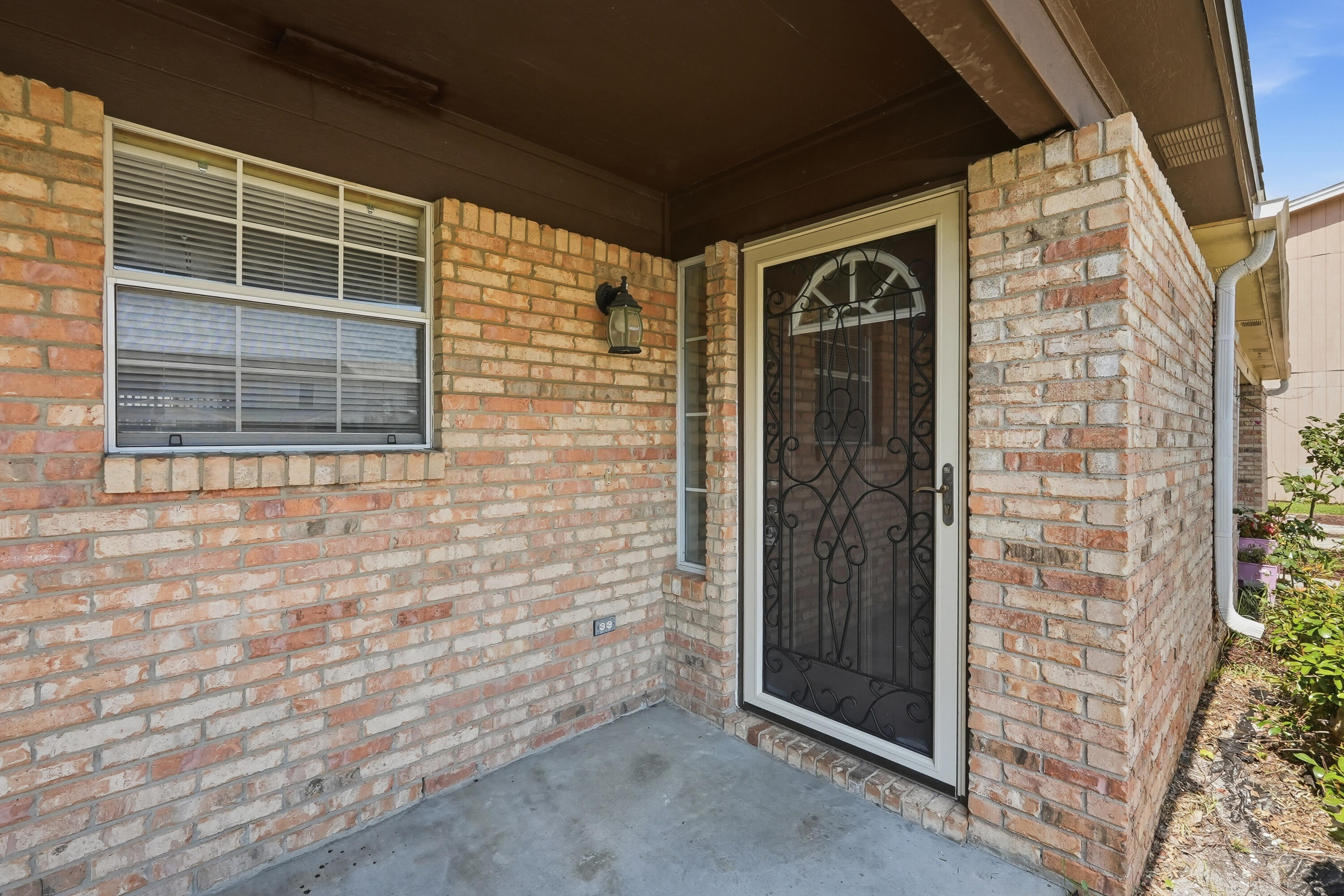 FOREST OAKS PH 1 - Residential Lease