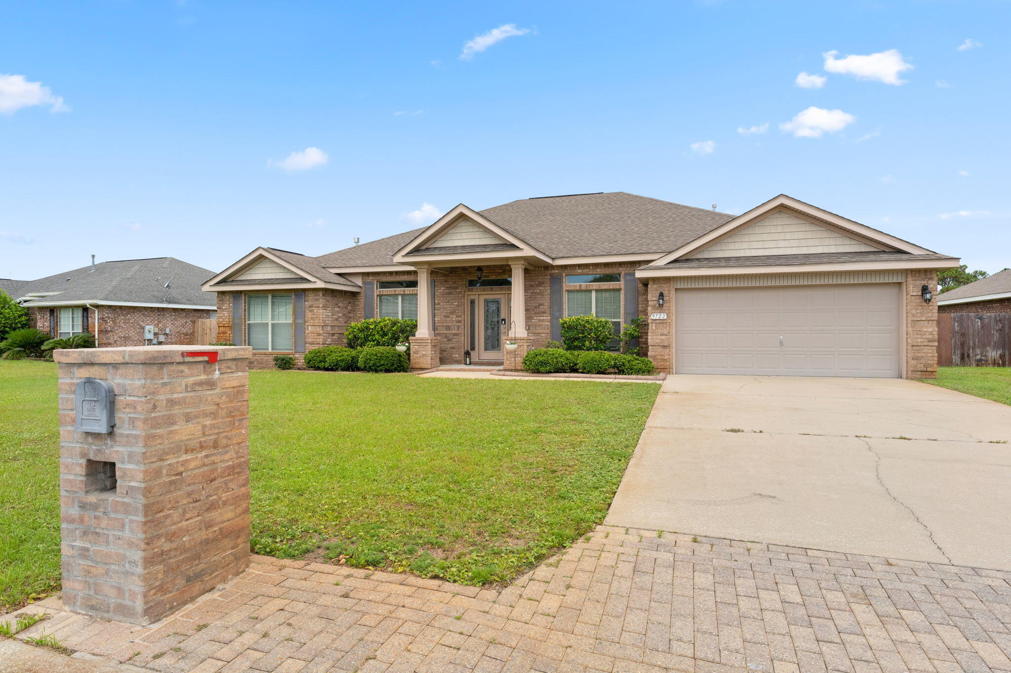 THE MEADOWS - Residential