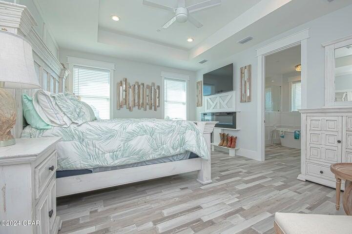 HOLLYWOOD BEACH - Residential