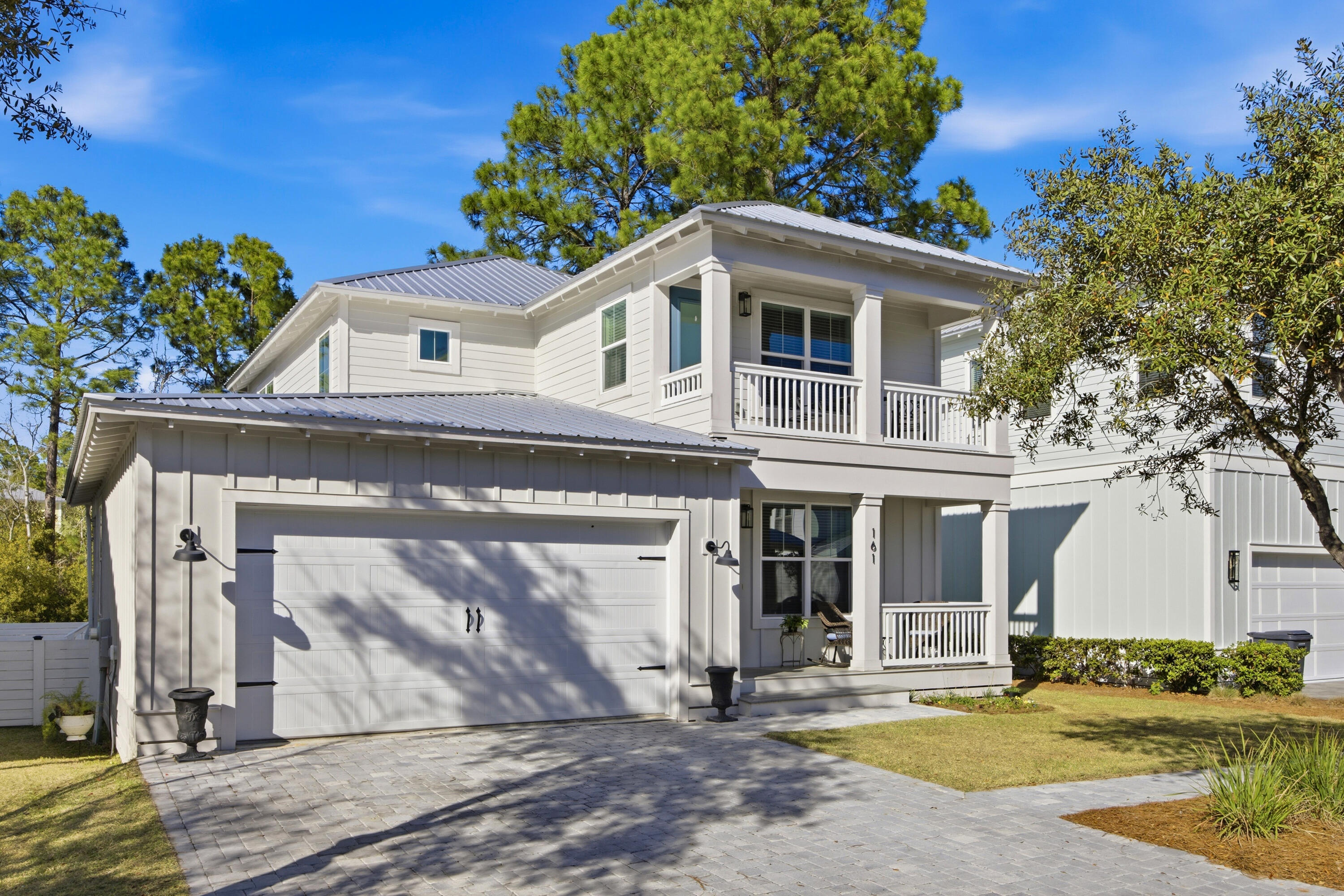 HIDDEN GROVE - Residential
