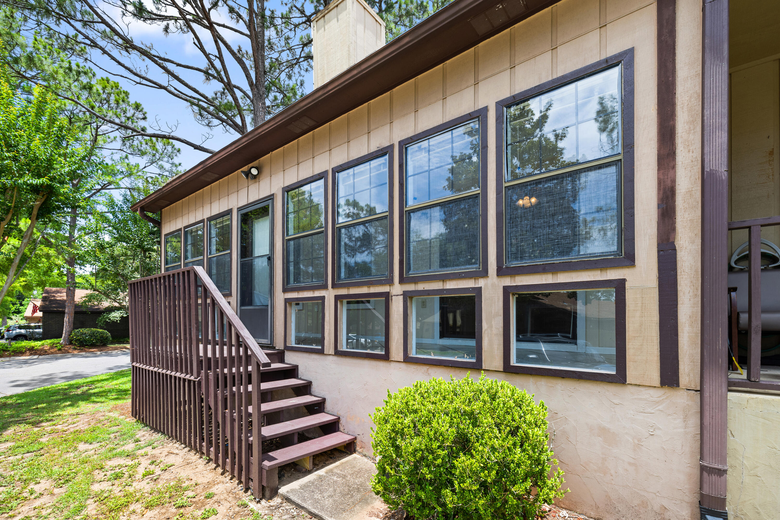 HIDDEN COVE T/H - Residential