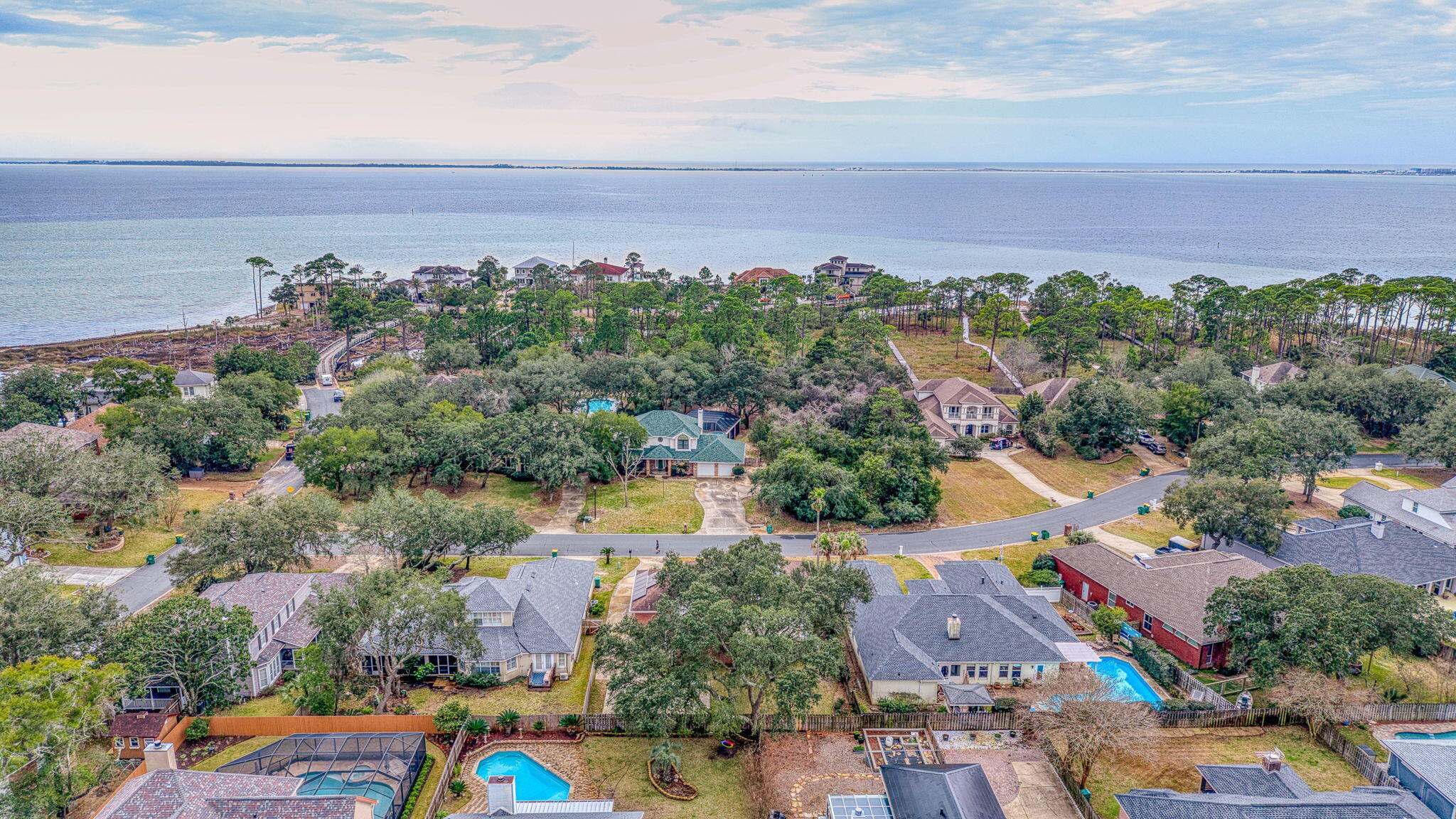 LAKE POINTE - Residential