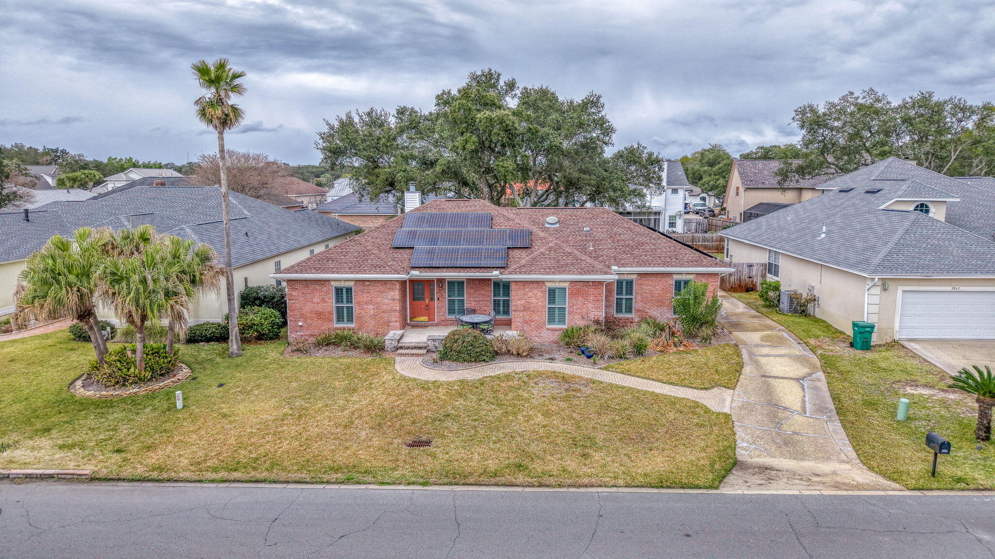LAKE POINTE - Residential