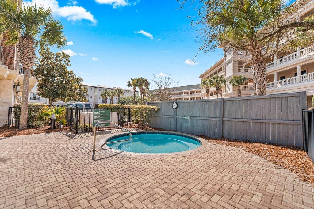 VILLAGE OF SOUTH WALTON BEACH - Residential